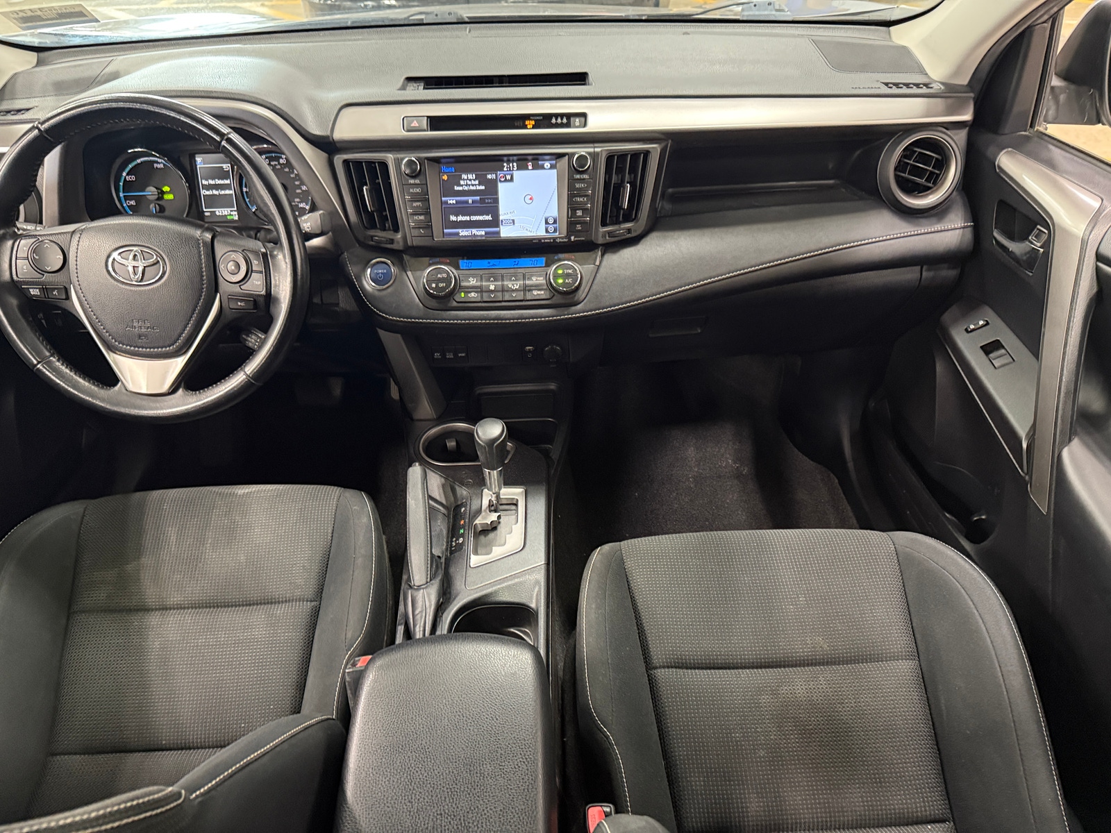 Thumbnail: 2017 Toyota RAV4 - 3