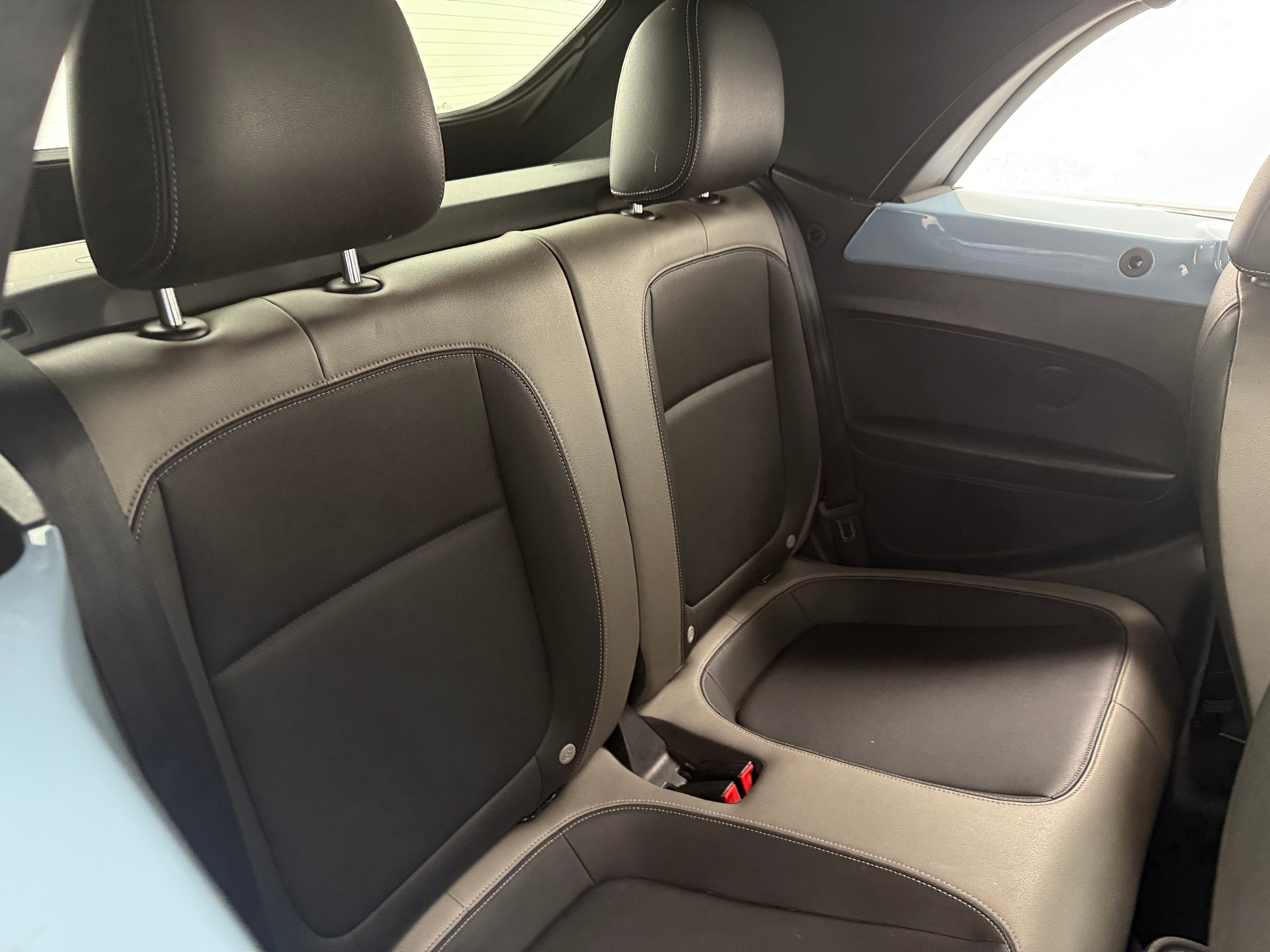 Thumbnail: 2013 Volkswagen Beetle - 6