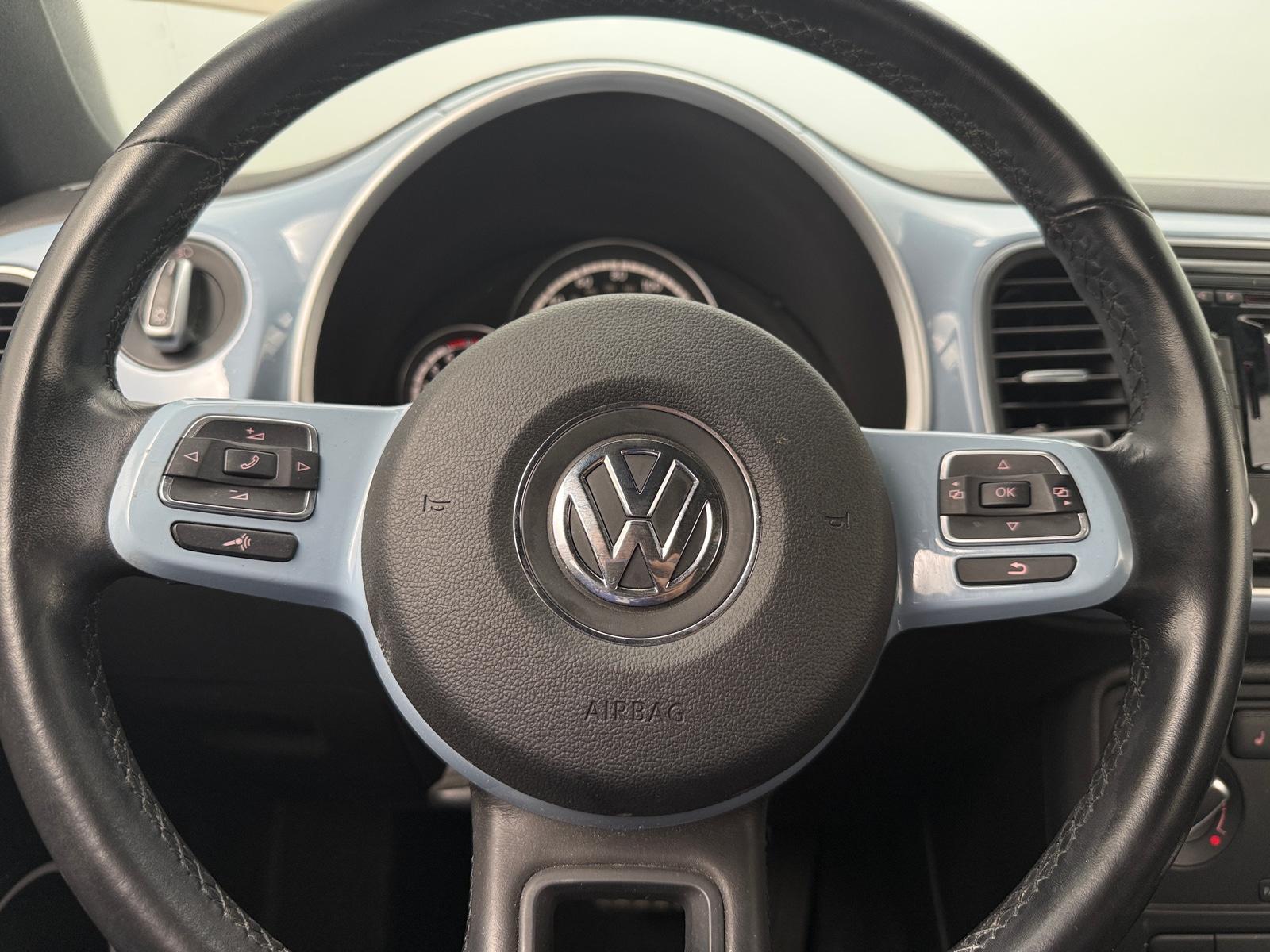 Thumbnail: 2013 Volkswagen Beetle - 5