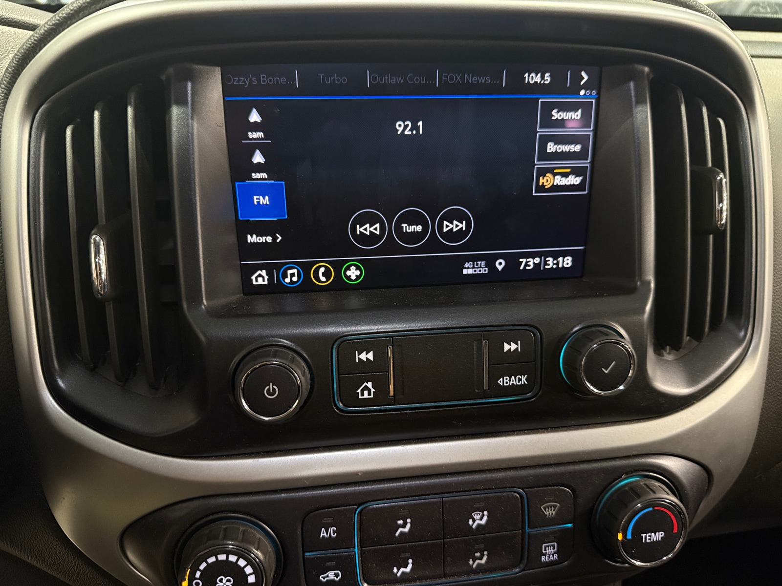 Thumbnail: 2019 Chevrolet Colorado - 4
