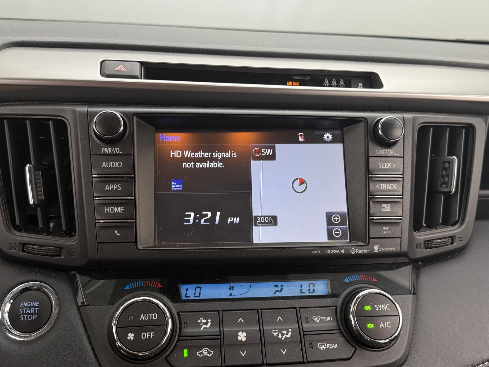 Thumbnail: 2017 Toyota RAV4 - 3