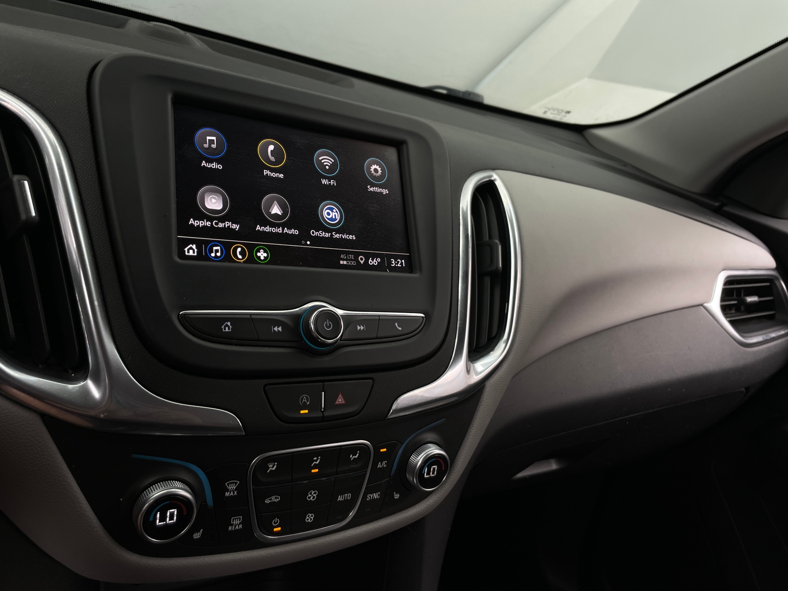 Thumbnail: 2023 Chevrolet Equinox - 4