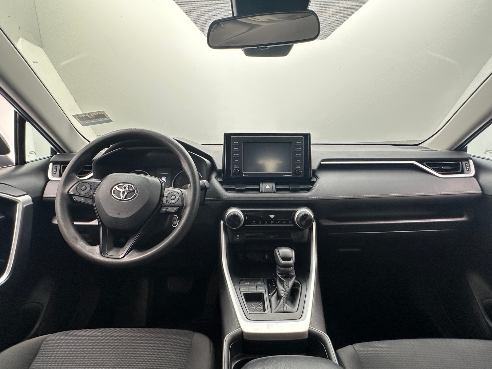Thumbnail: 2021 Toyota RAV4 - 3