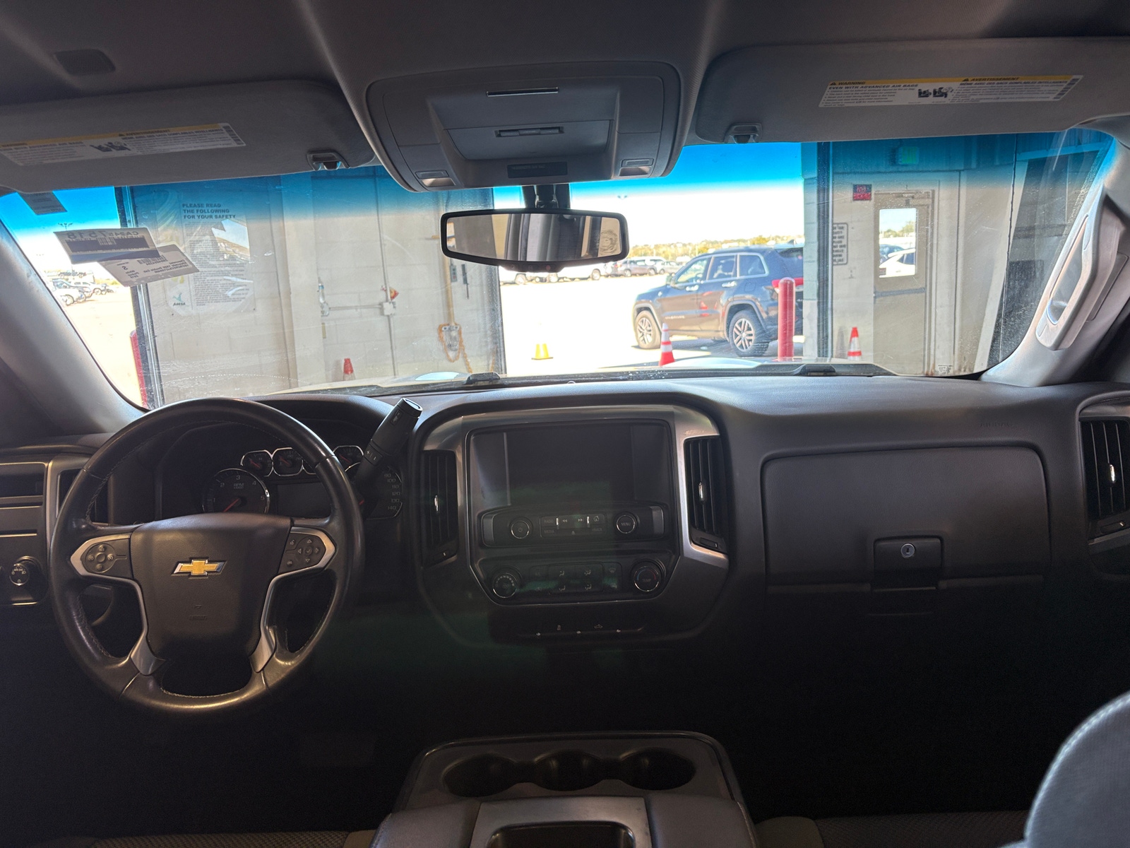 Thumbnail: 2018 Chevrolet Silverado 1500 - 3