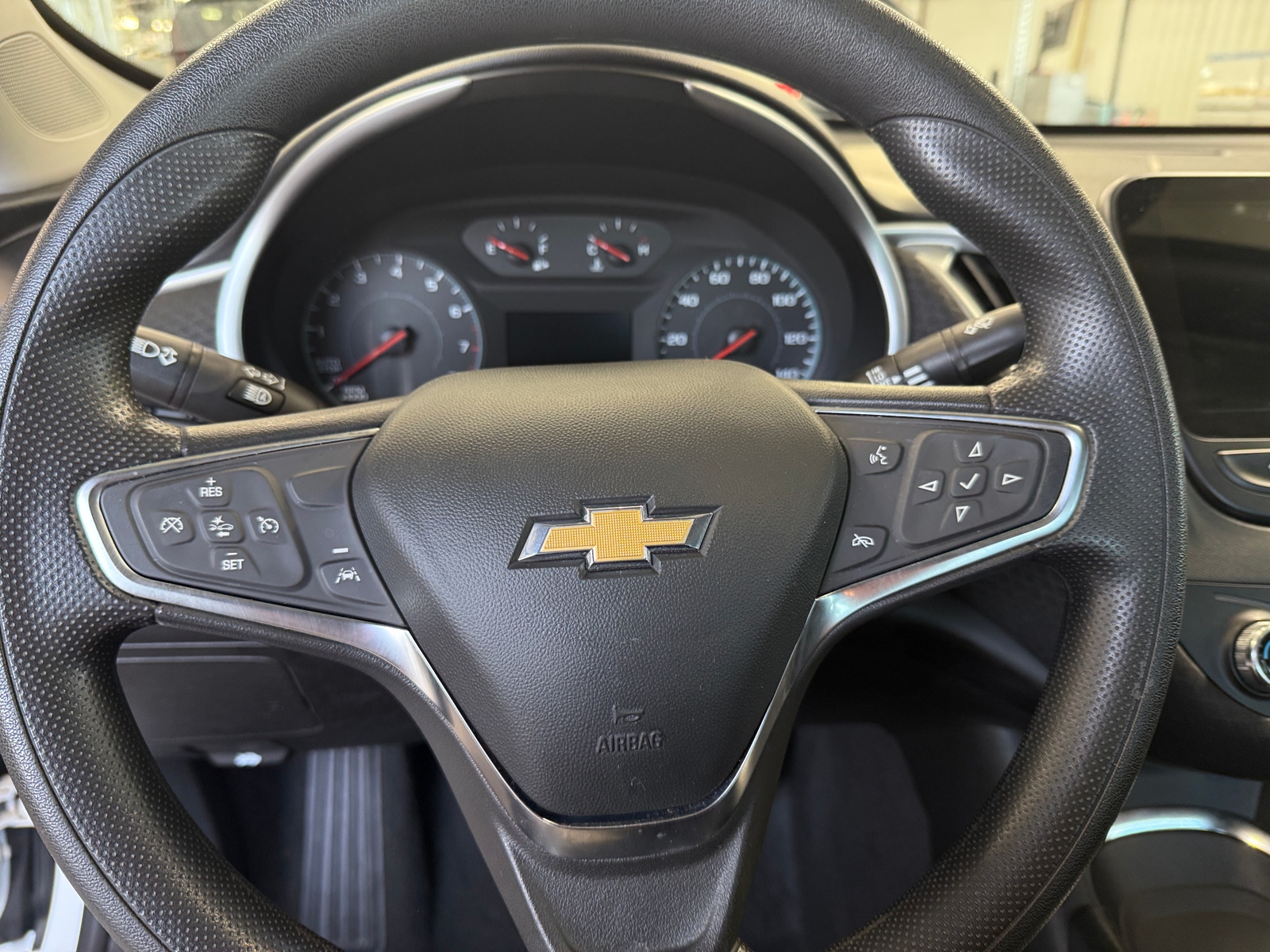 Thumbnail: 2024 Chevrolet Malibu - 5