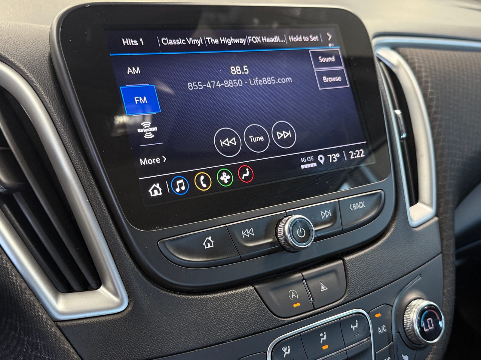 Thumbnail: 2024 Chevrolet Malibu - 4