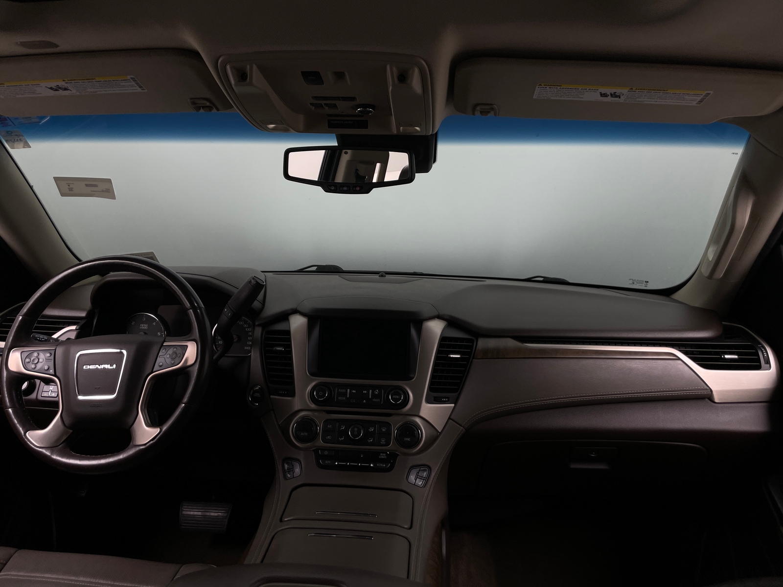 Thumbnail: 2018 GMC Yukon XL - 2