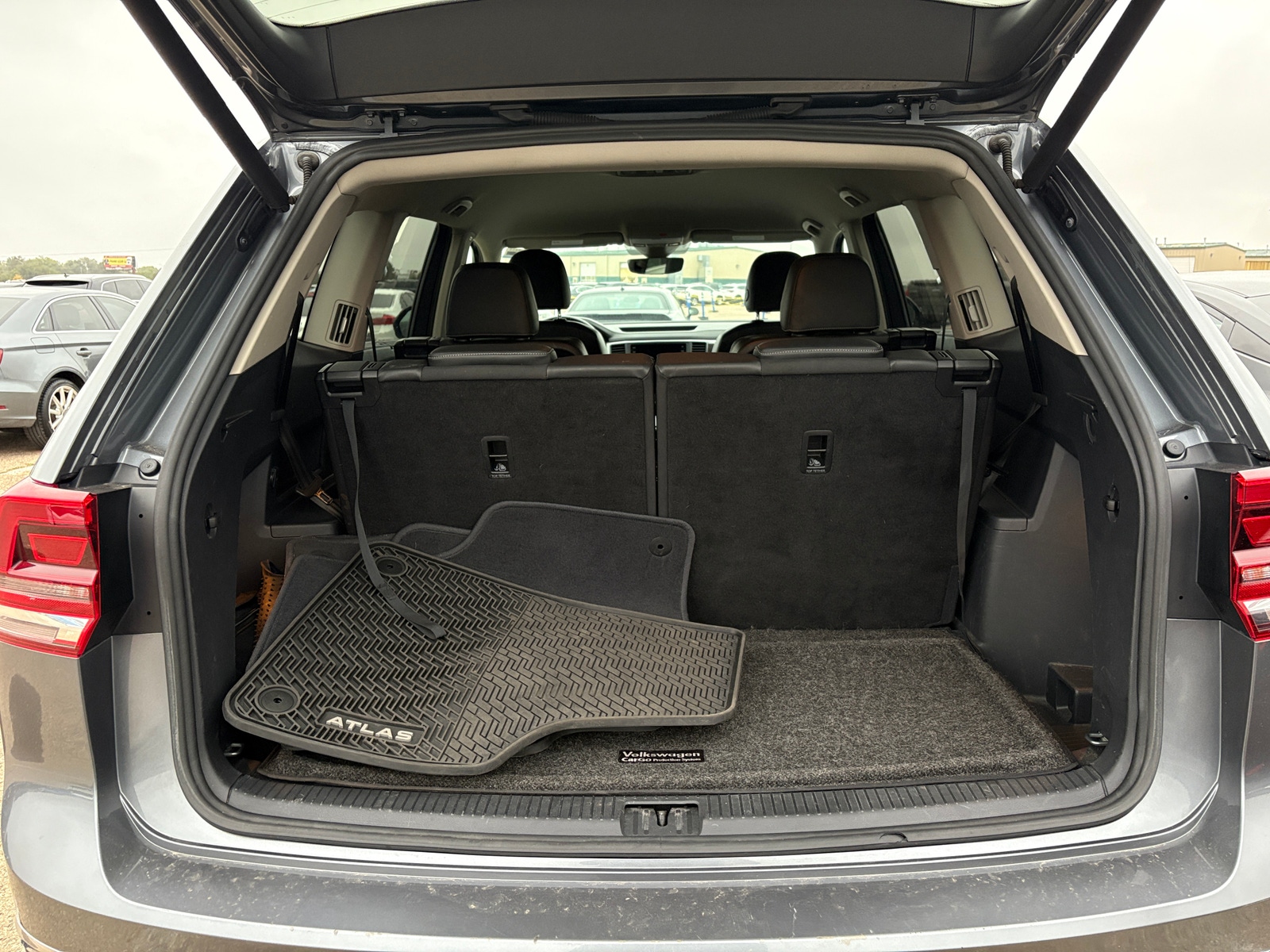 Thumbnail: 2019 Volkswagen Atlas - 6