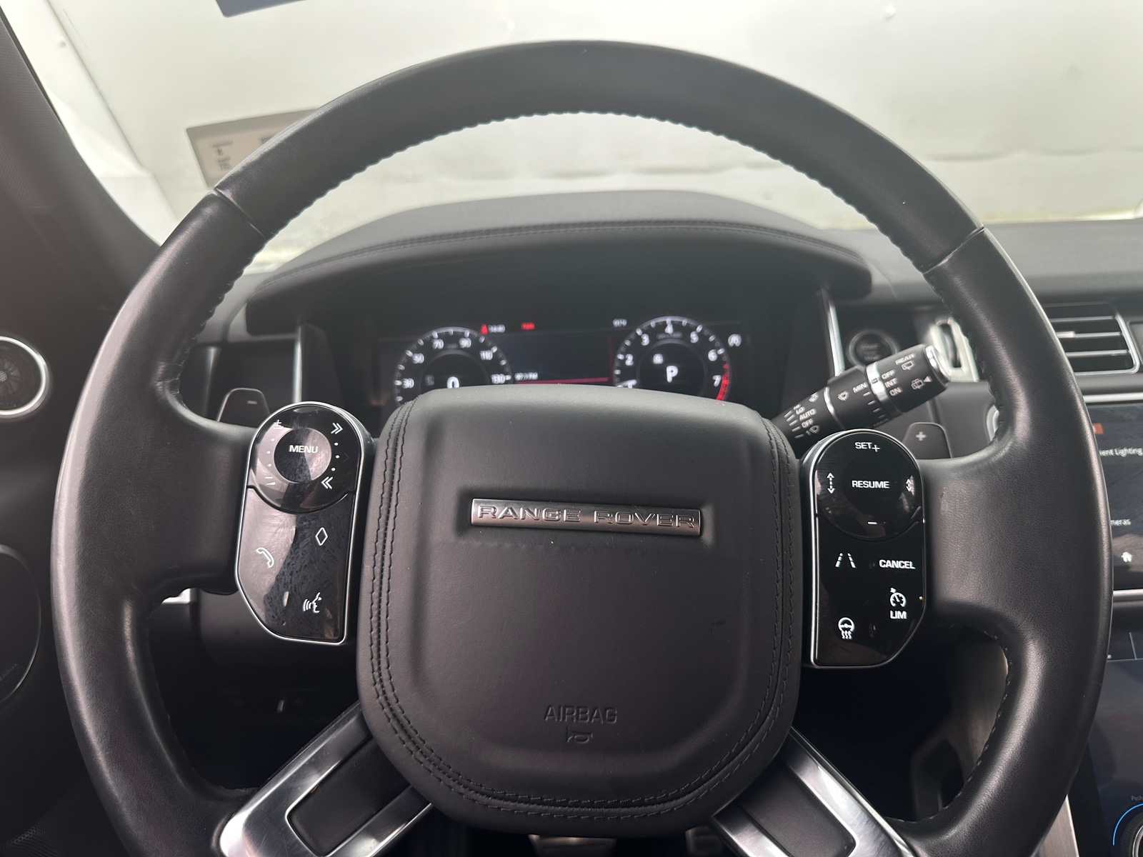 Thumbnail: 2021 Land Rover Range Rover - 4