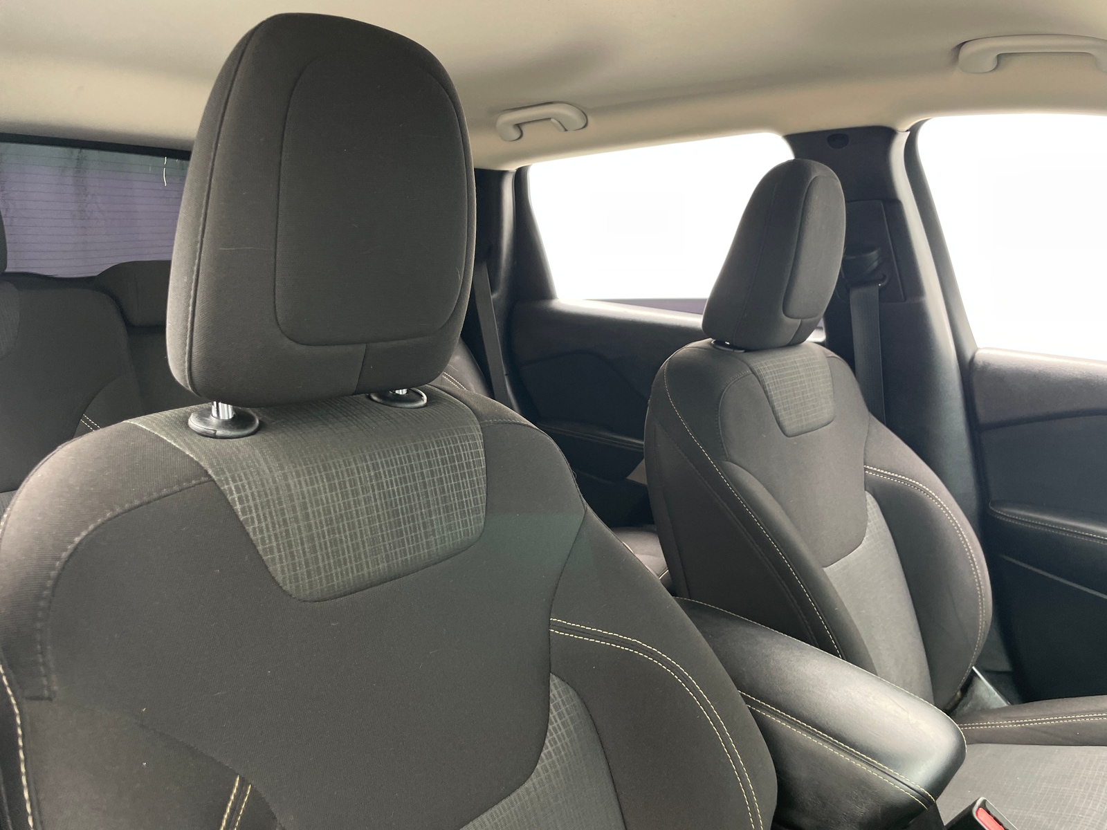 Thumbnail: 2017 Jeep Cherokee - 2