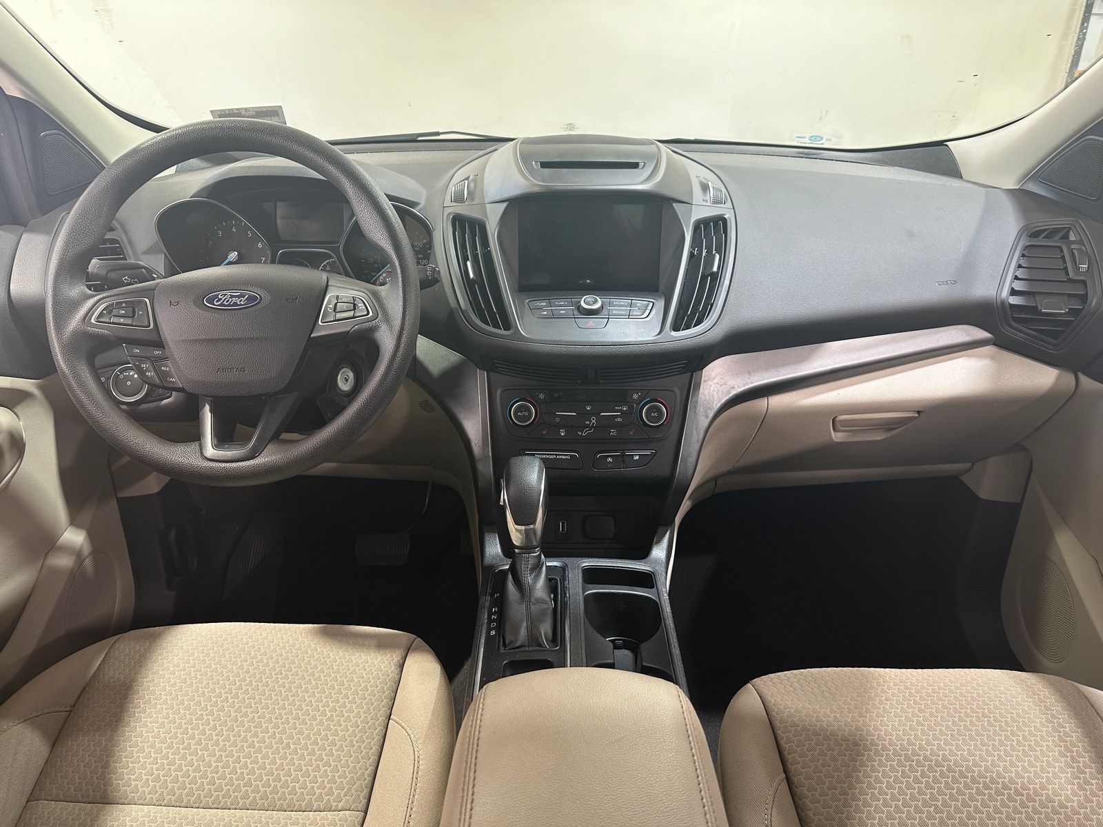 Thumbnail: 2018 Ford Escape - 3