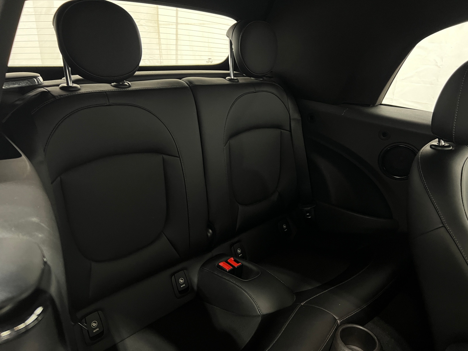 Thumbnail: 2017 MINI Cooper Convertible - 5