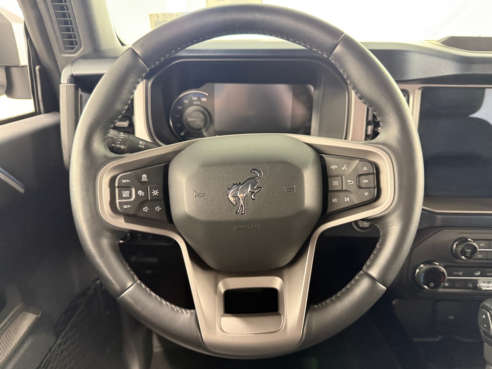 Thumbnail: 2021 Ford Bronco - 4