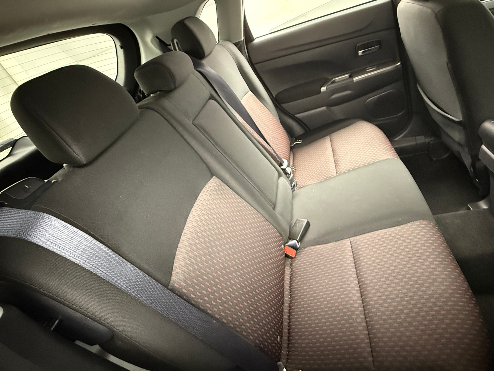 Thumbnail: 2019 Mitsubishi Outlander Sport - 6