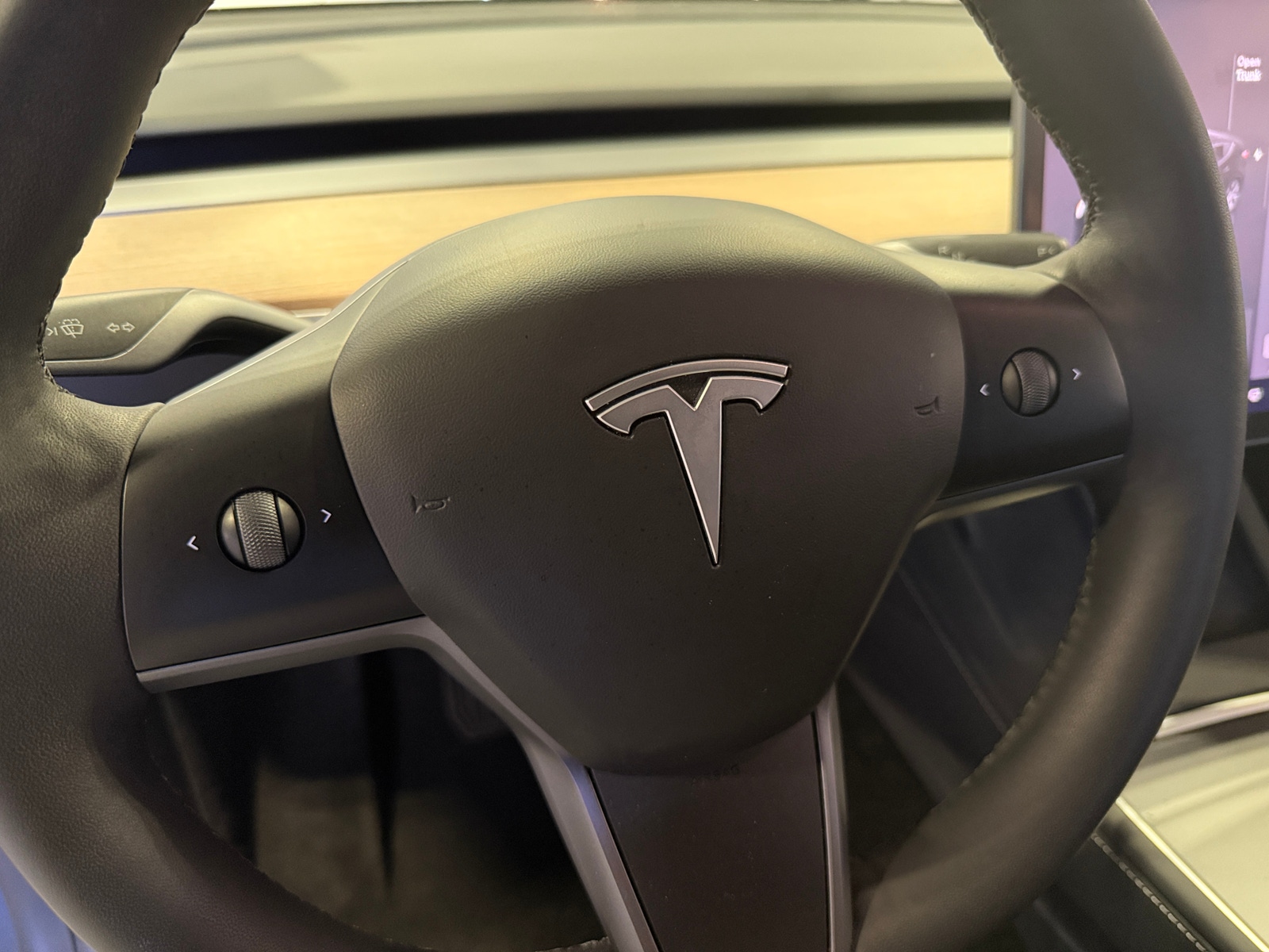 Thumbnail: 2023 Tesla Model Y - 3