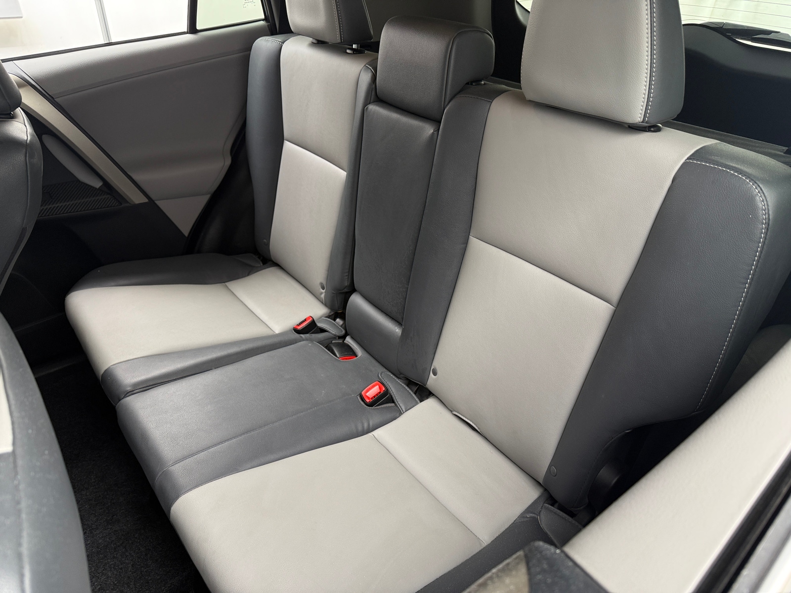 Thumbnail: 2013 Toyota RAV4 - 6