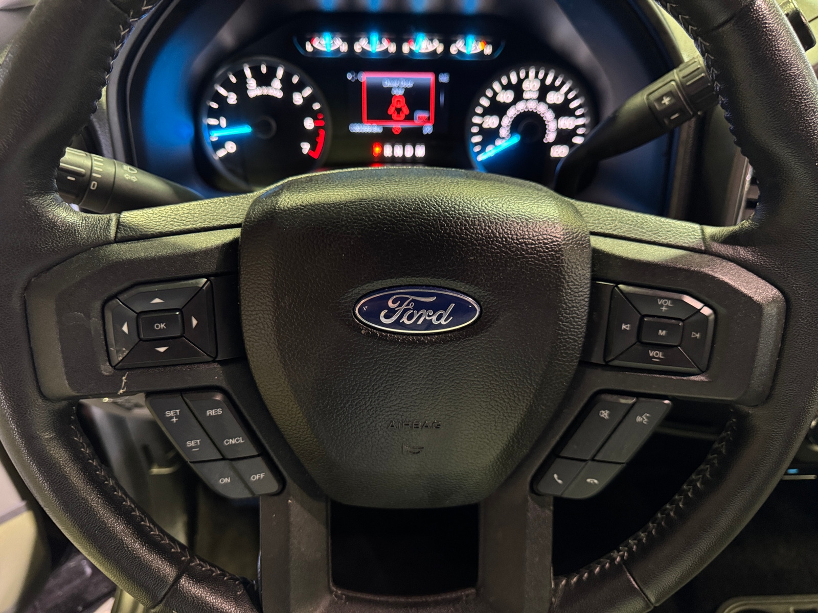 Thumbnail: 2018 Ford Econoline - 5