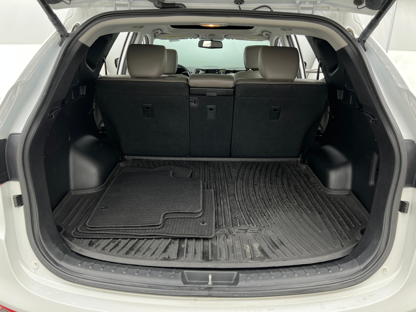 Thumbnail: 2017 Hyundai Santa Fe - 6