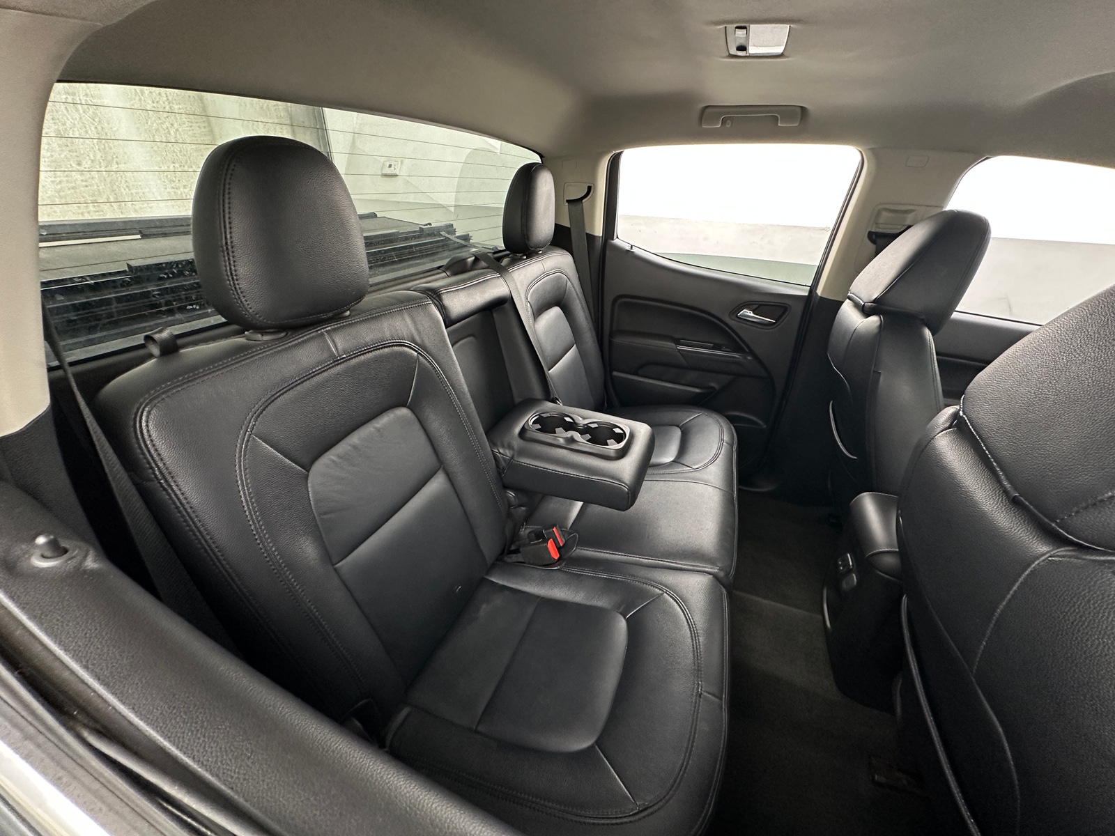 Thumbnail: 2018 GMC Canyon - 6