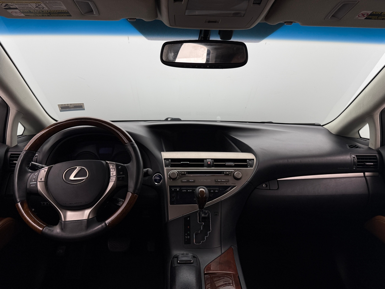 Thumbnail: 2015 Lexus RX - 3