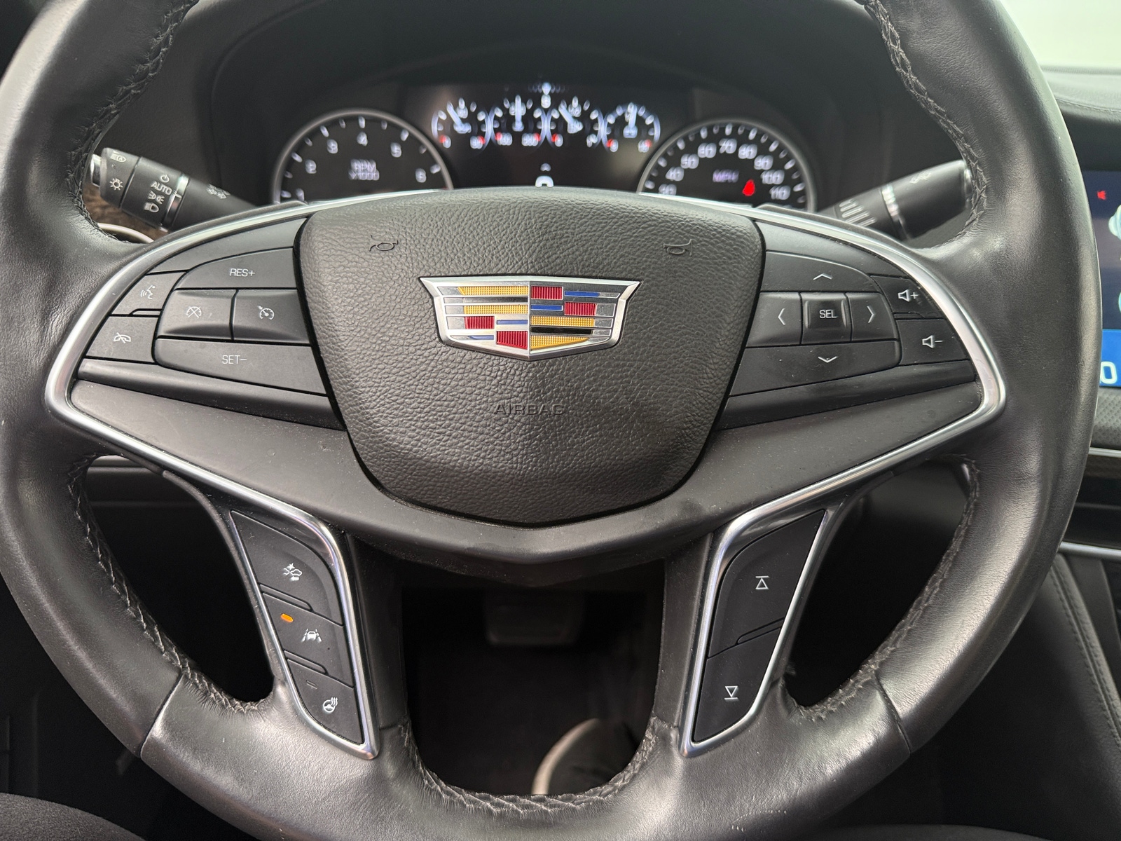Thumbnail: 2017 Cadillac CT6 - 4