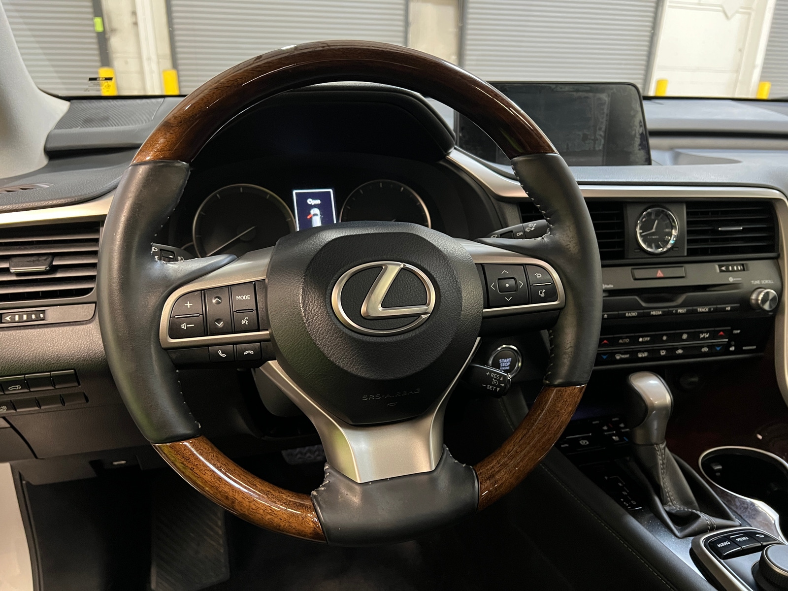 Thumbnail: 2016 Lexus RX - 4
