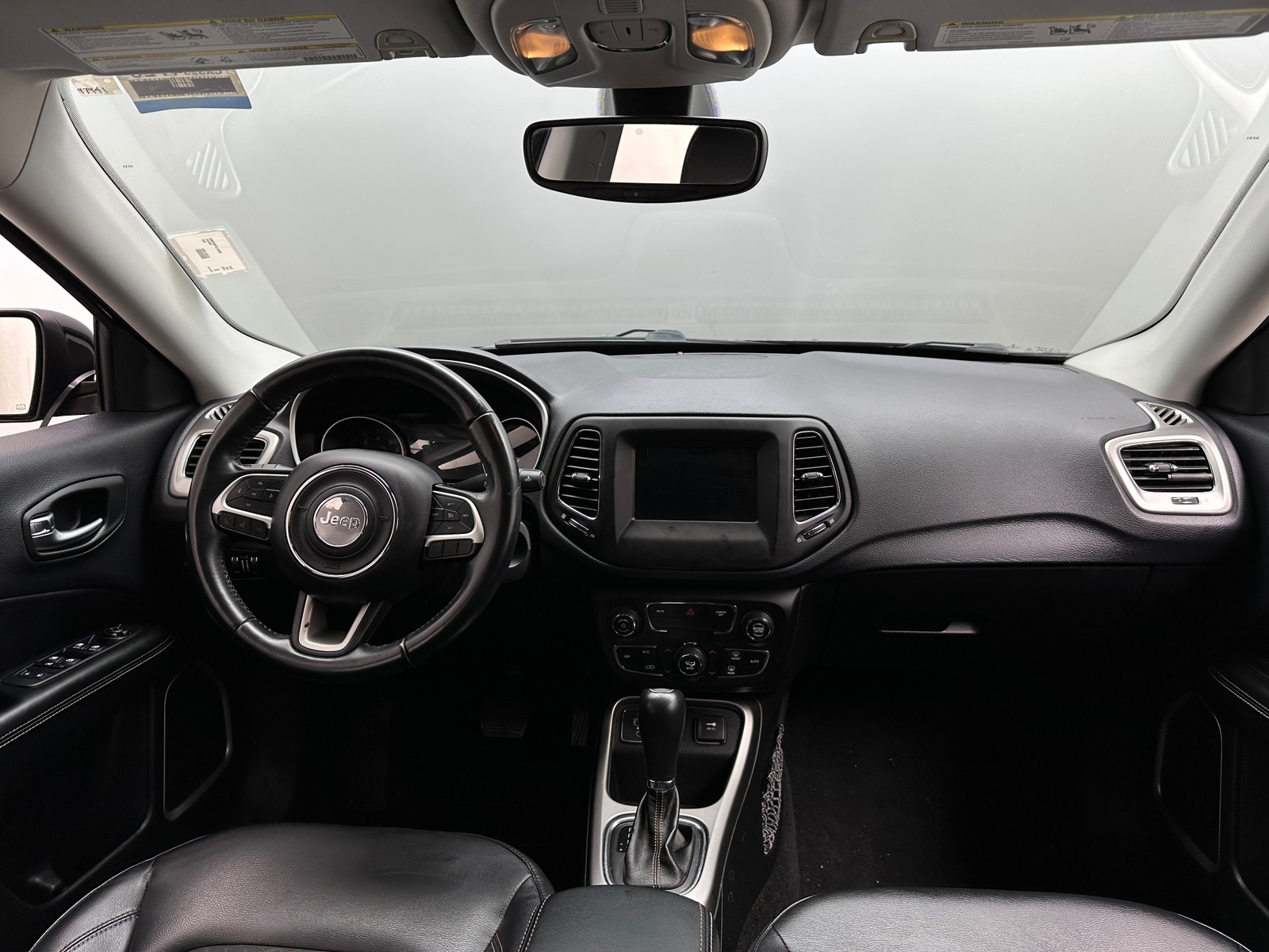 Thumbnail: 2018 Jeep Compass - 3