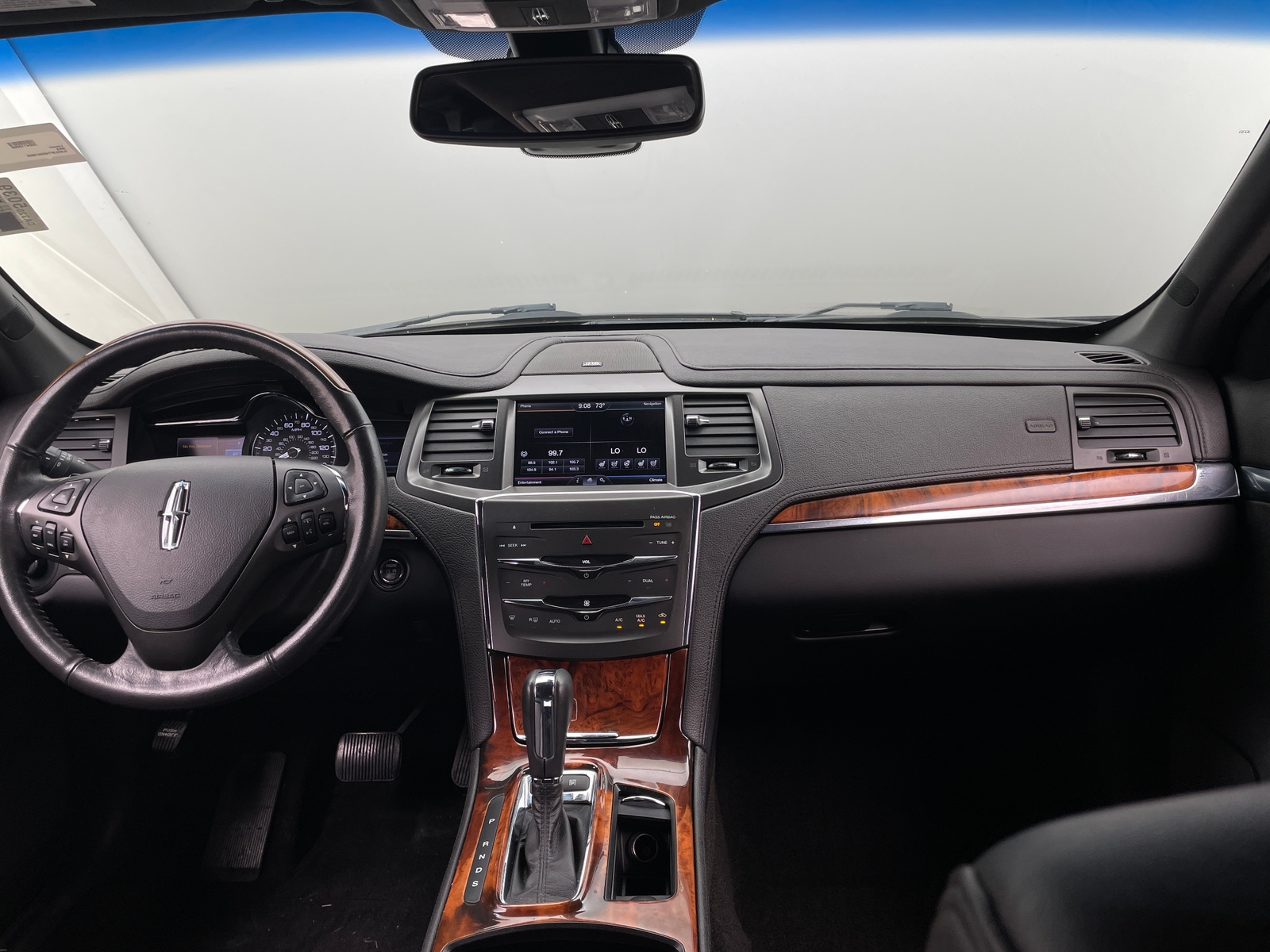 Thumbnail: 2013 Lincoln MKS - 2