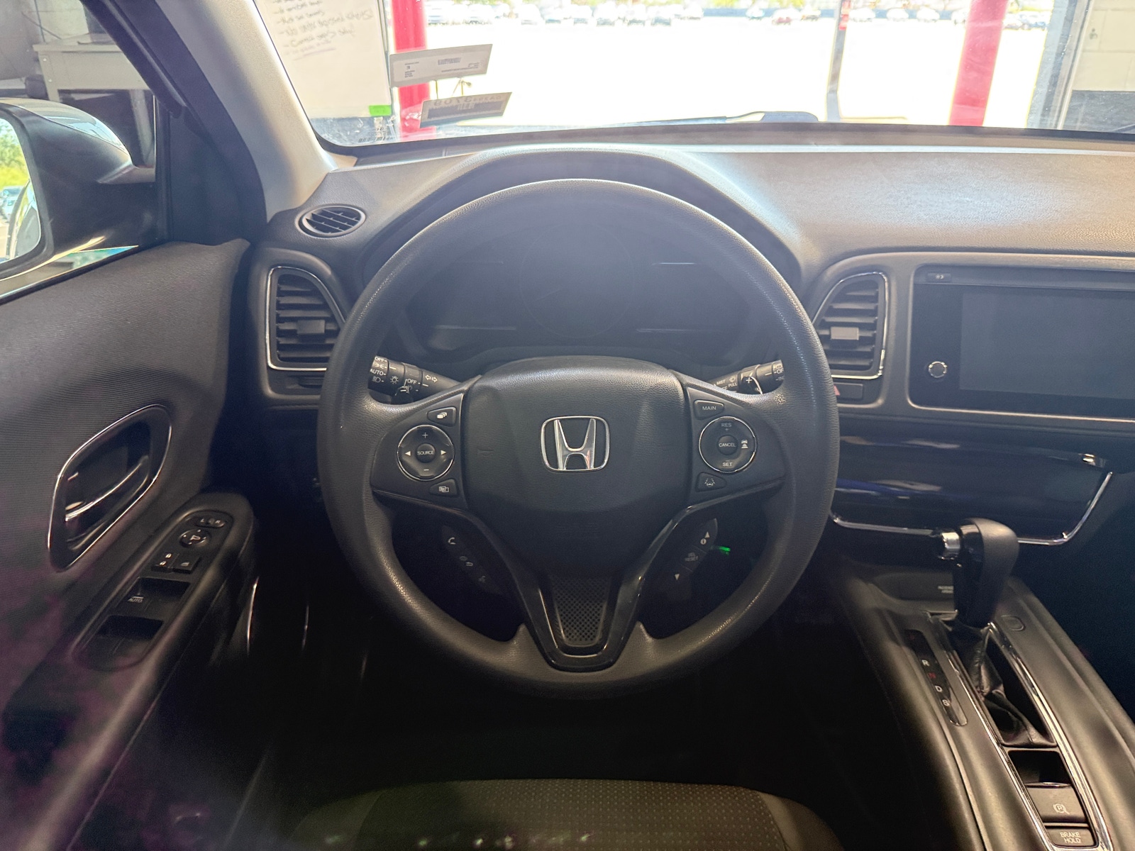 Thumbnail: 2019 Honda HR-V - 5