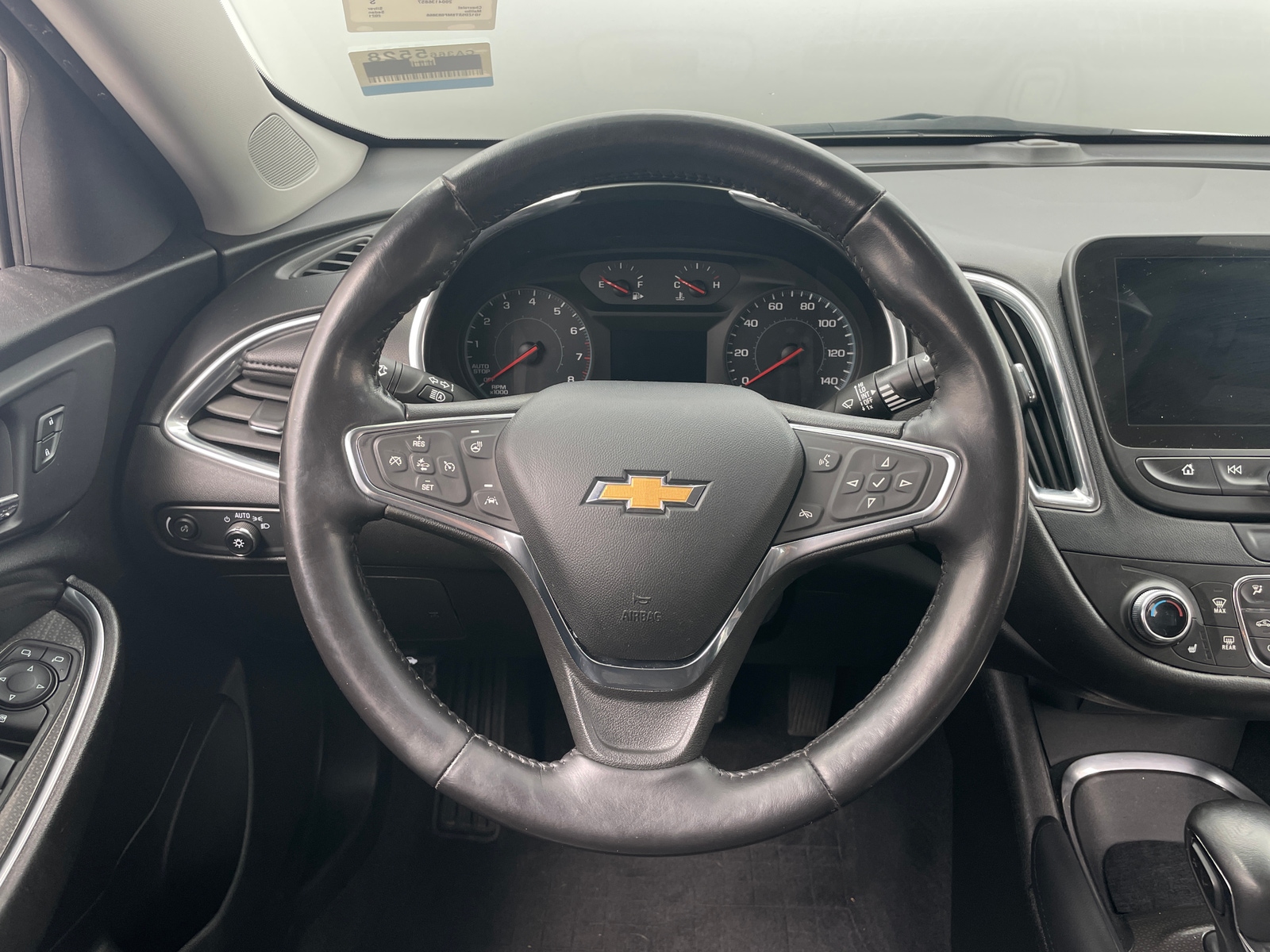 Thumbnail: 2021 Chevrolet Malibu - 5