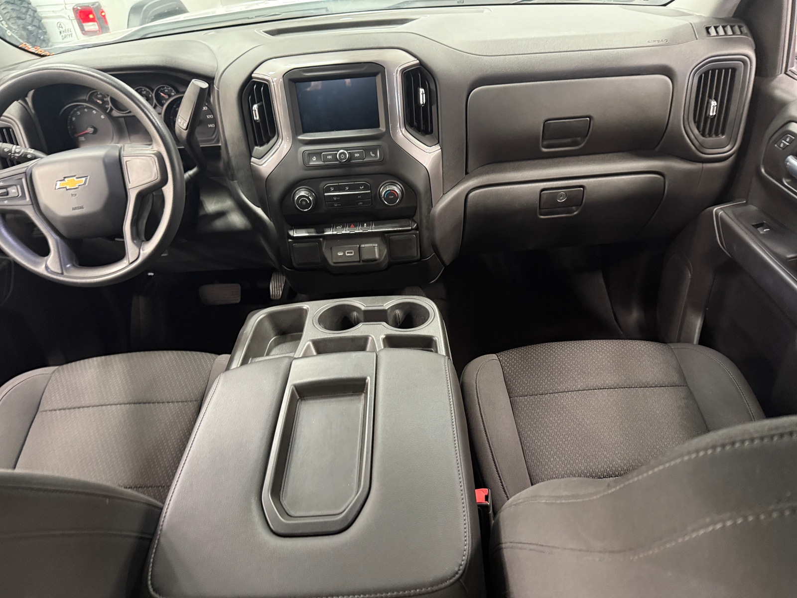 Thumbnail: 2021 Chevrolet Silverado 1500 - 3