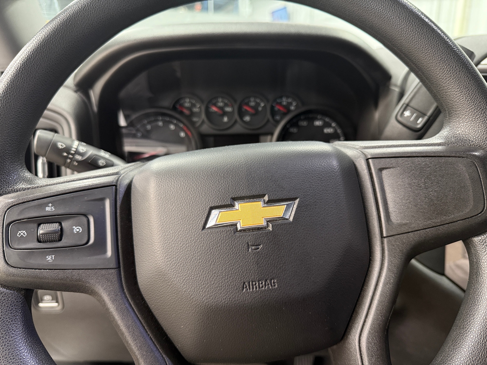 Thumbnail: 2021 Chevrolet Silverado 1500 - 5