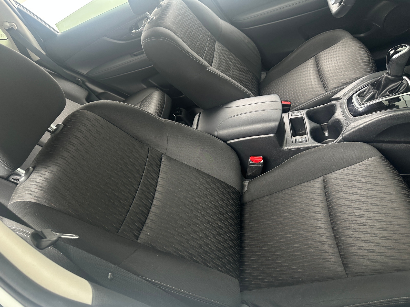 Thumbnail: 2019 Nissan Rogue - 2