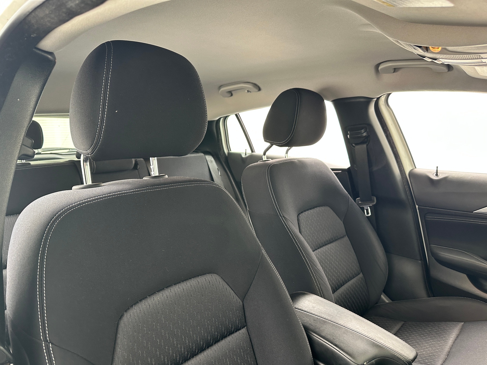 Thumbnail: 2018 INFINITI QX30 - 2