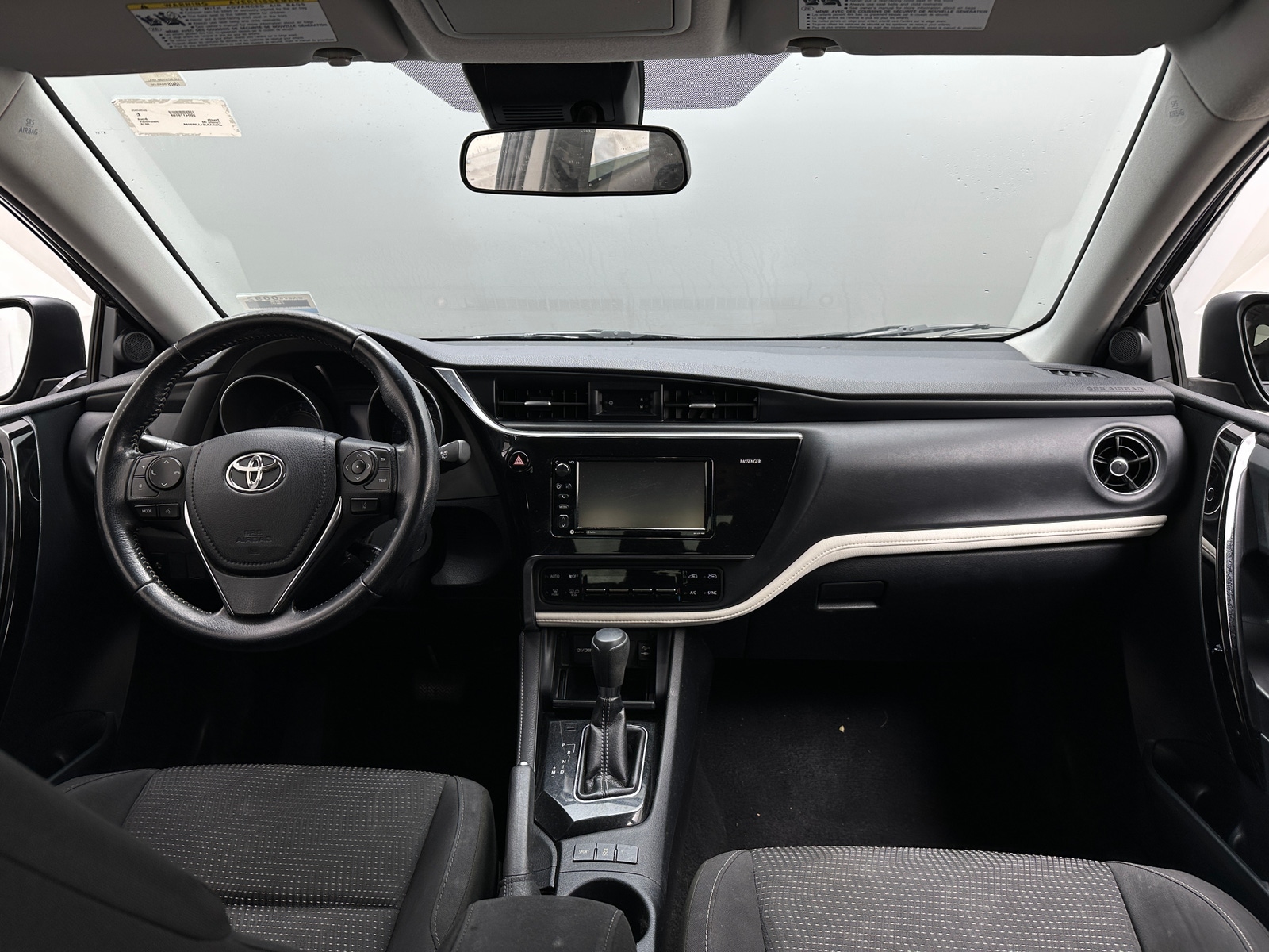 Thumbnail: 2018 Toyota Corolla iM - 3