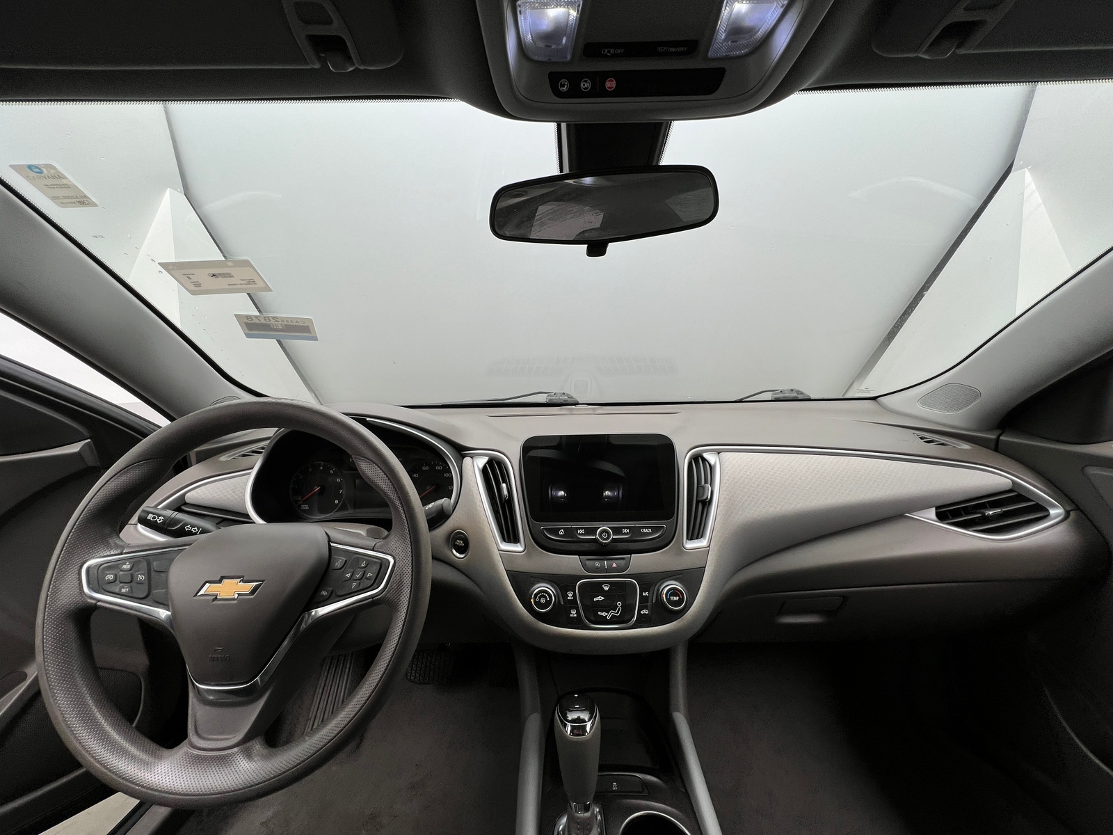 Thumbnail: 2020 Chevrolet Malibu - 3
