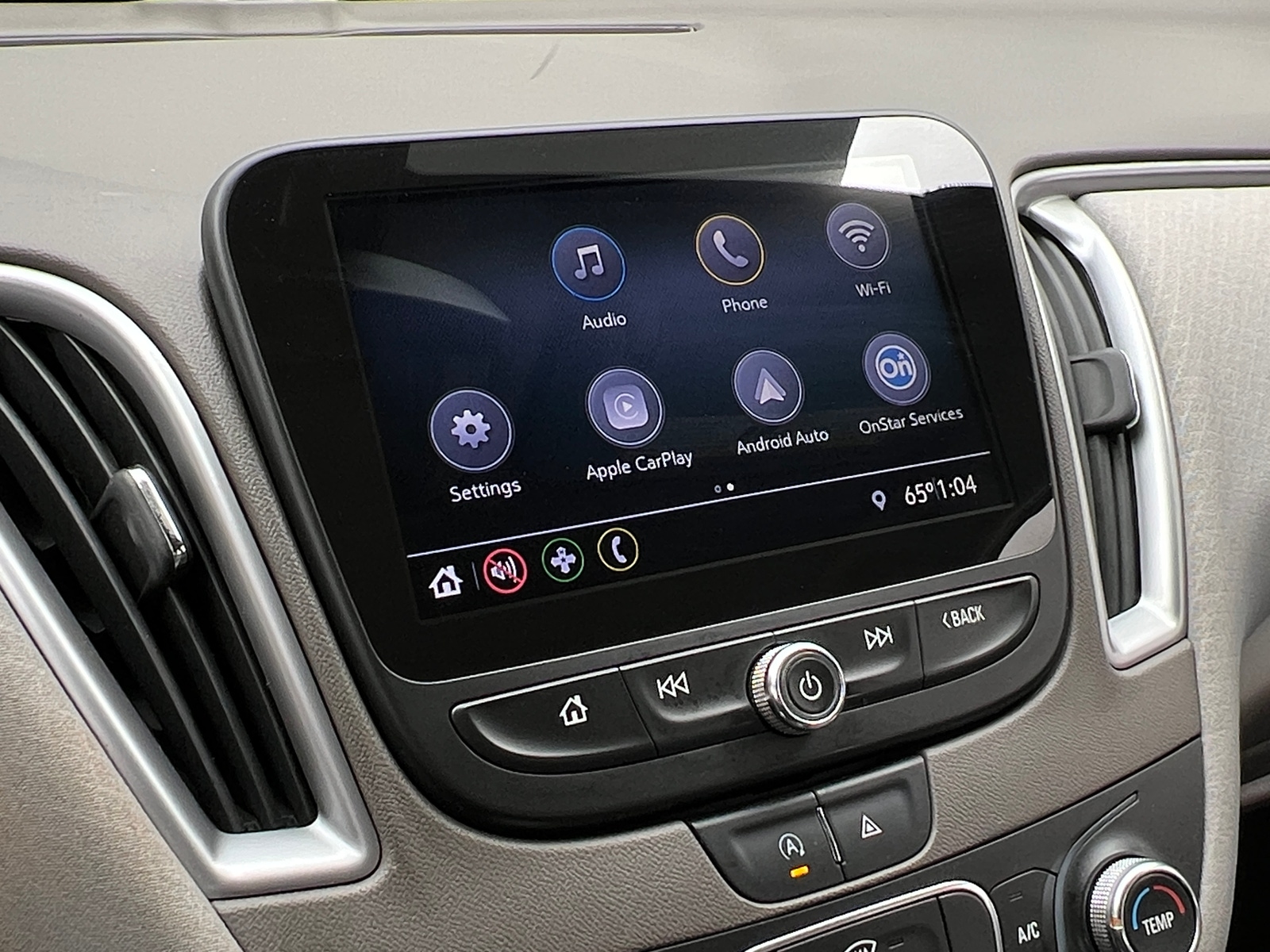 Thumbnail: 2020 Chevrolet Malibu - 4