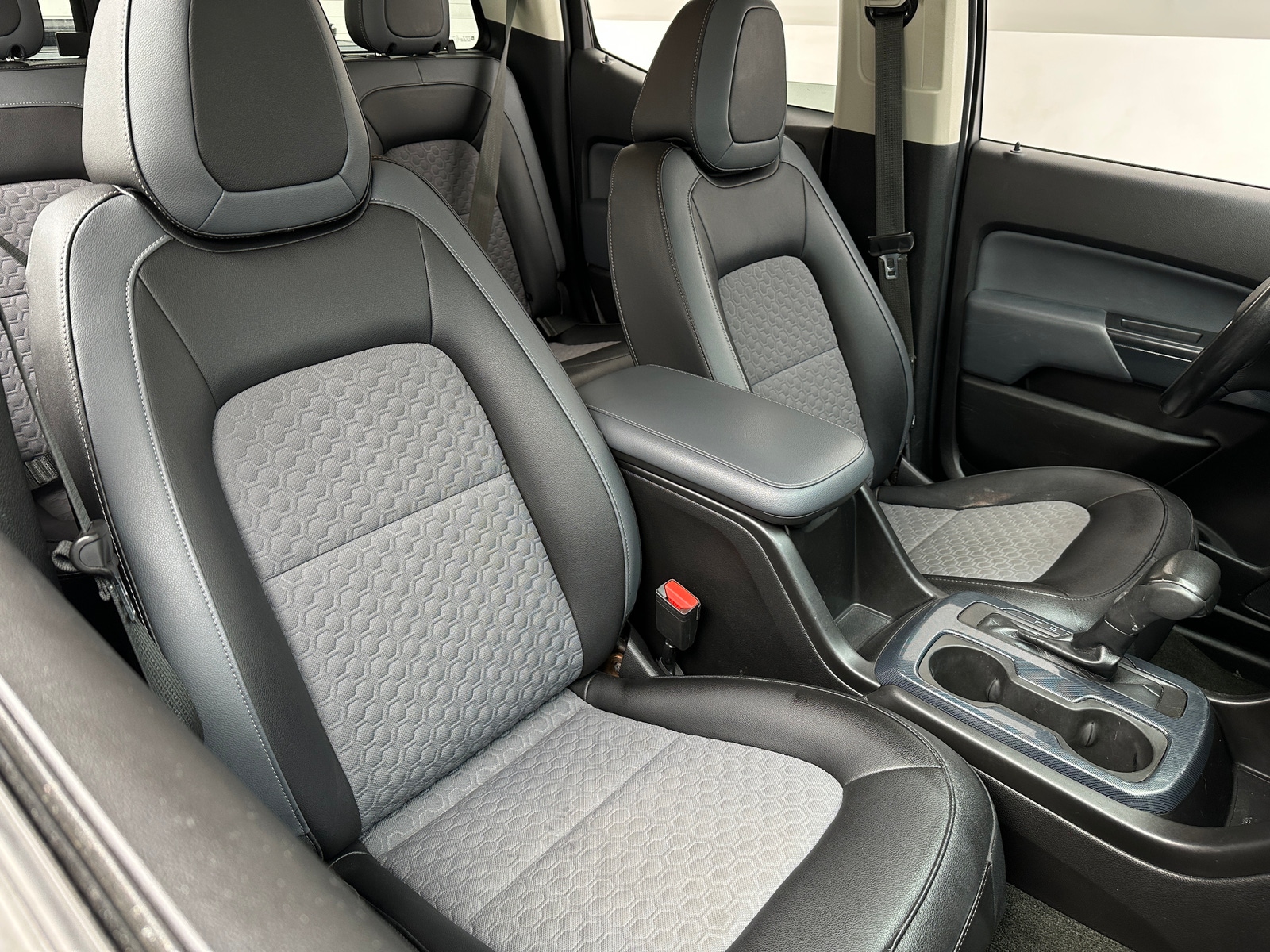 Thumbnail: 2018 Chevrolet Colorado - 2
