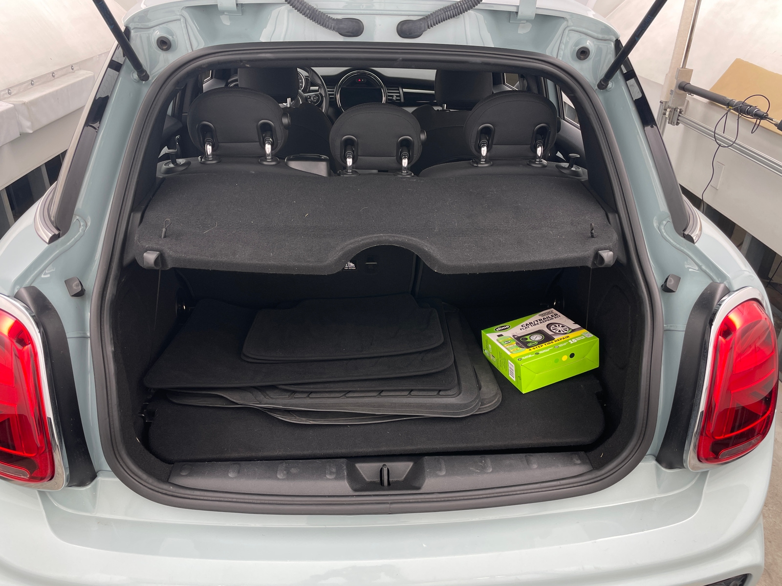 Thumbnail: 2019 MINI Cooper Hardtop - 6