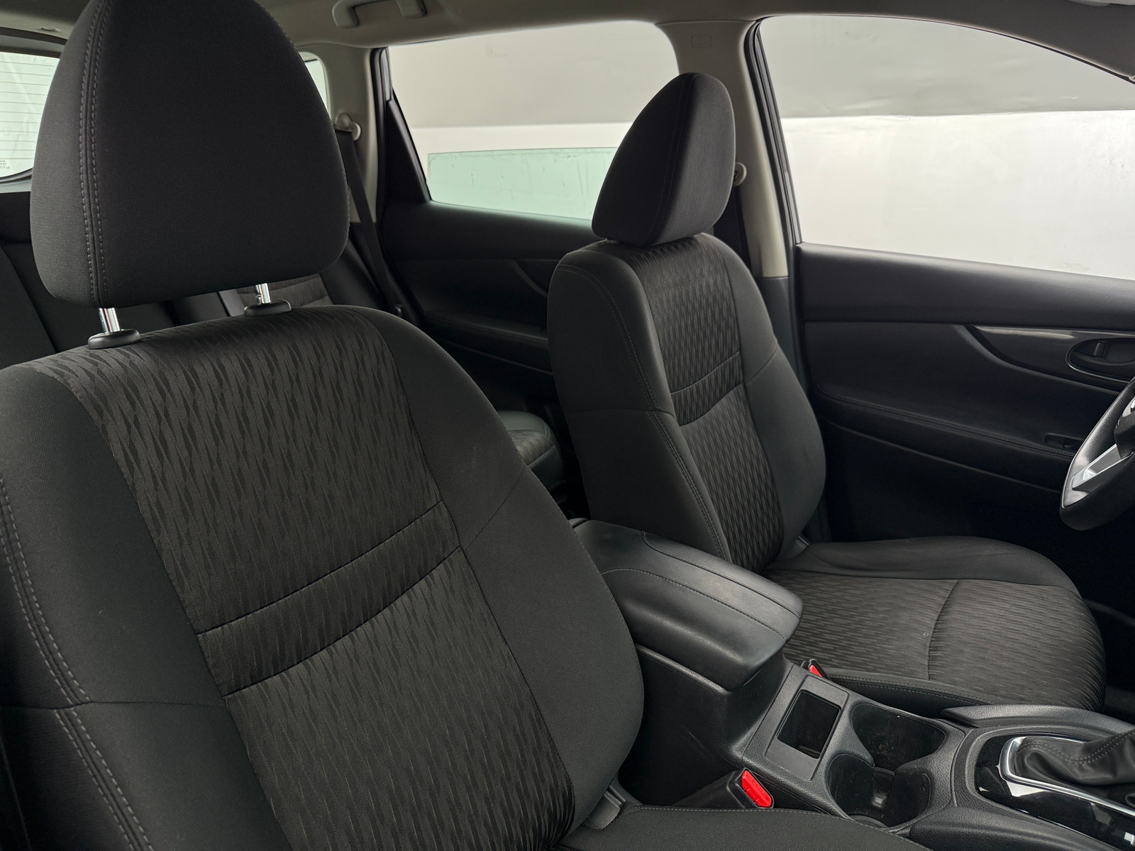 Thumbnail: 2020 Nissan Rogue - 2