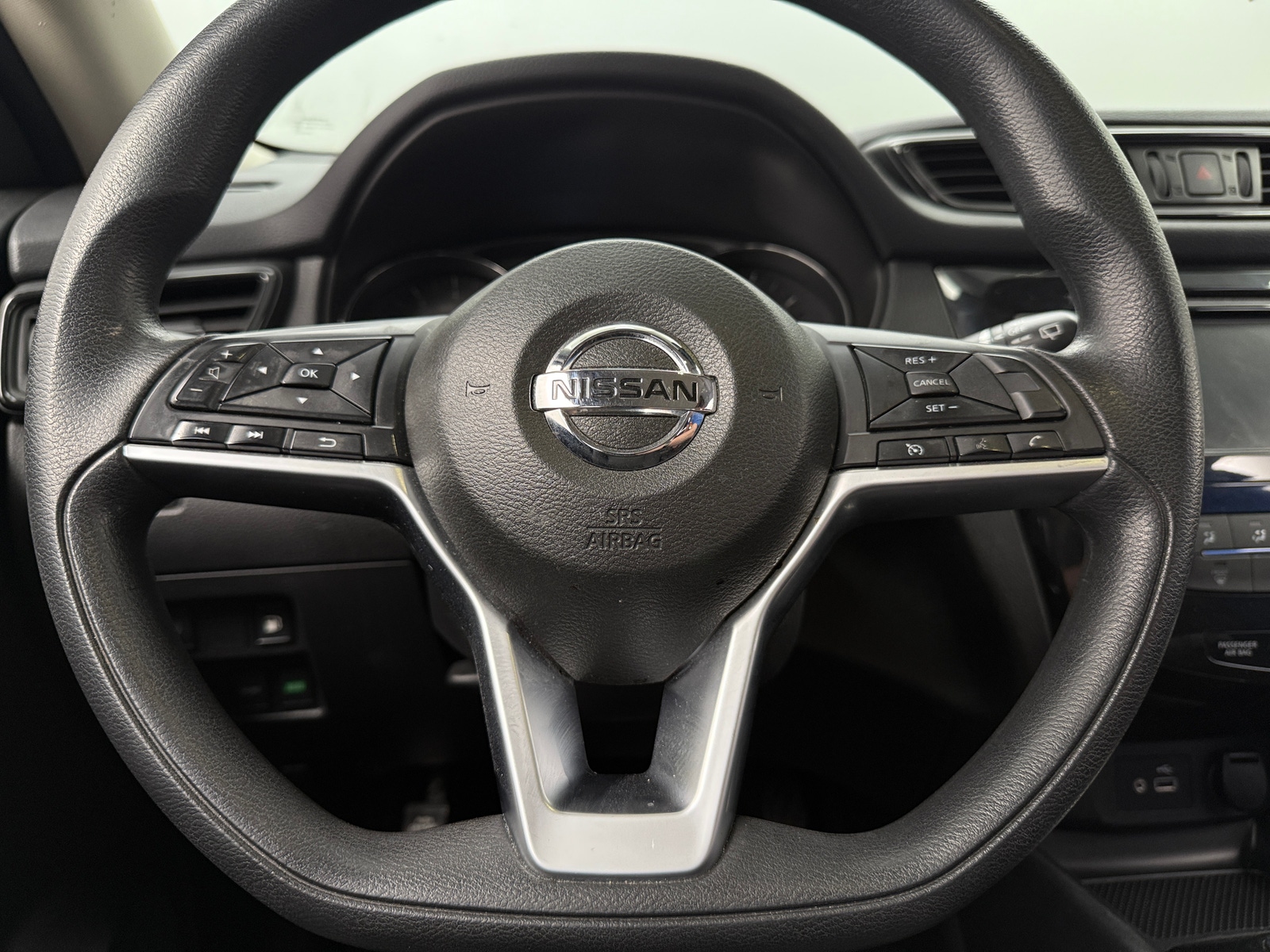 Thumbnail: 2020 Nissan Rogue - 5