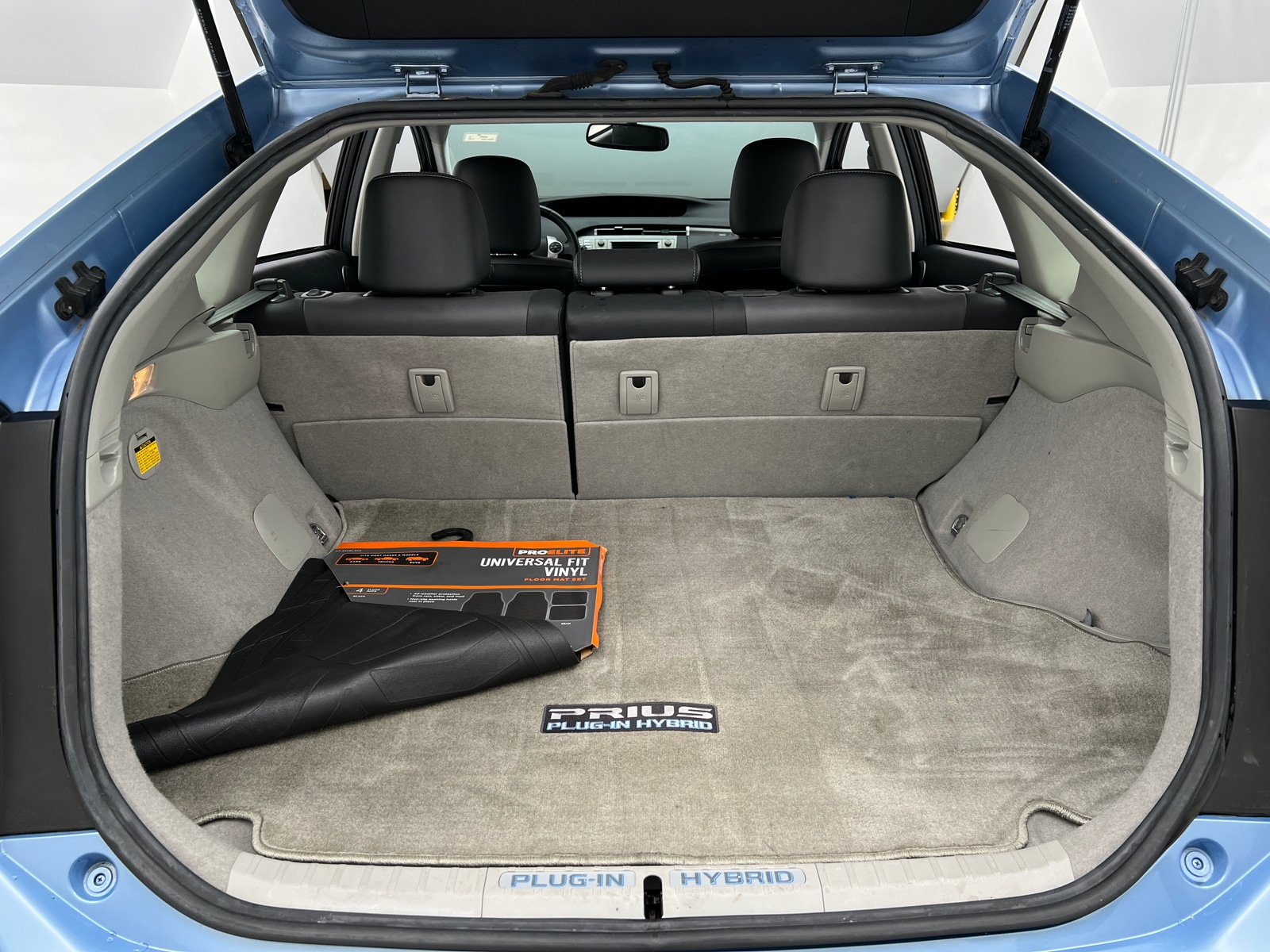 Thumbnail: 2014 Toyota Prius - 7