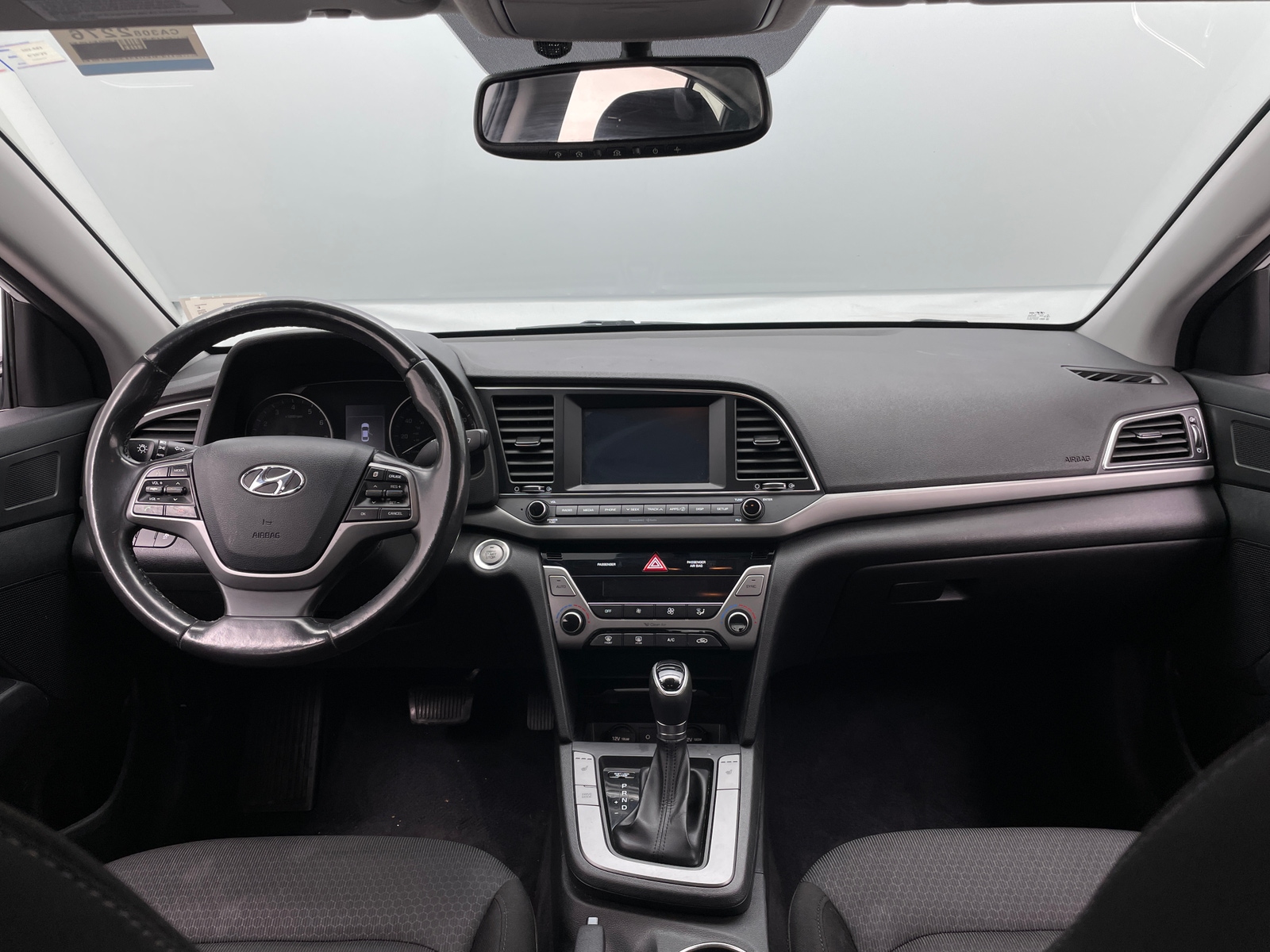 Thumbnail: 2018 Hyundai Elantra - 3