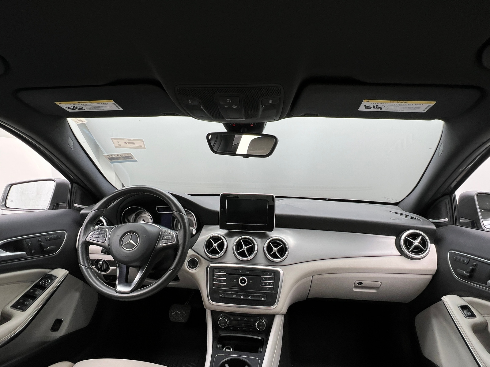 Thumbnail: 2017 Mercedes-Benz GLA - 2