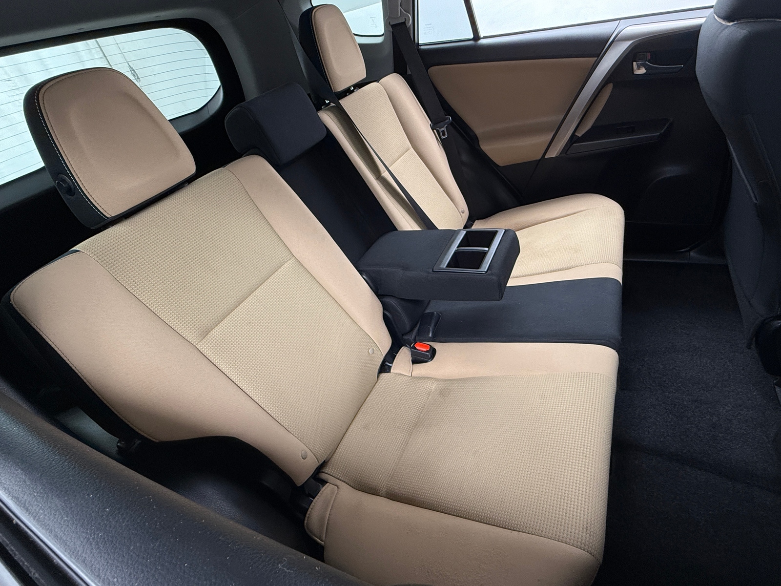 Thumbnail: 2018 Toyota RAV4 - 6