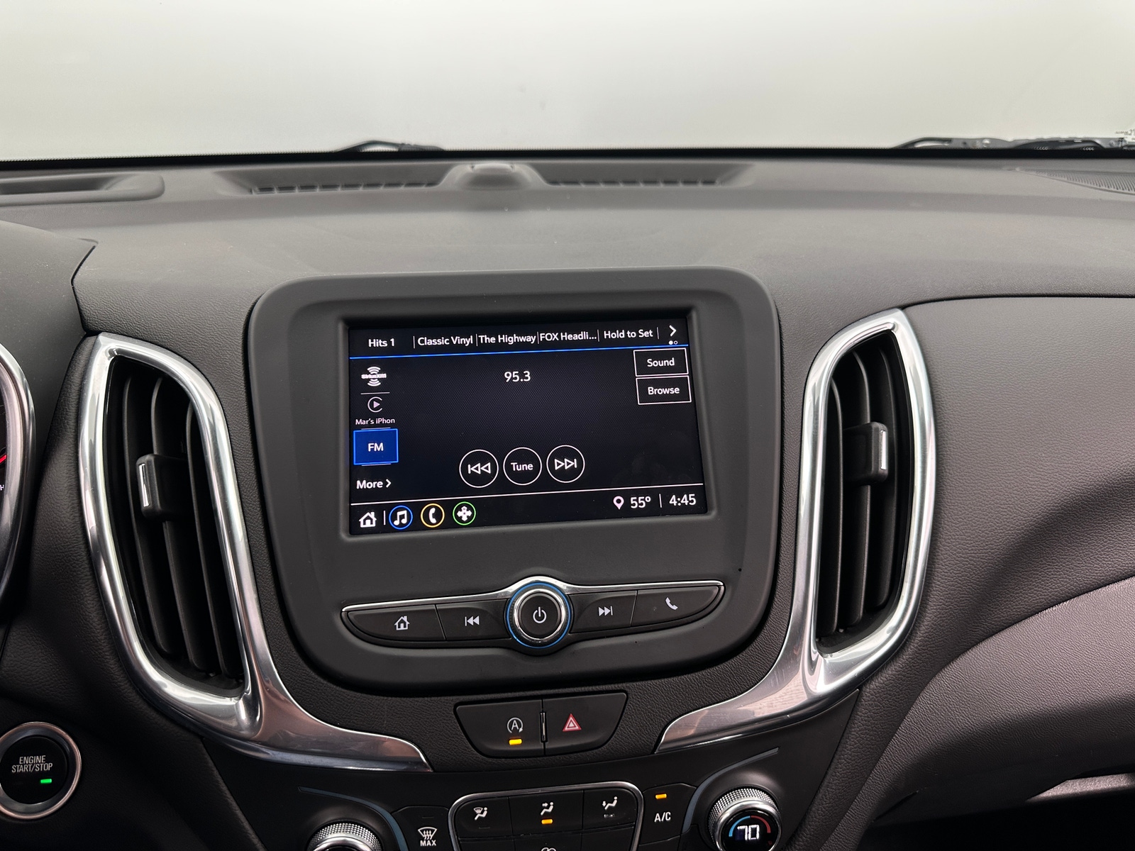 Thumbnail: 2024 Chevrolet Equinox - 4