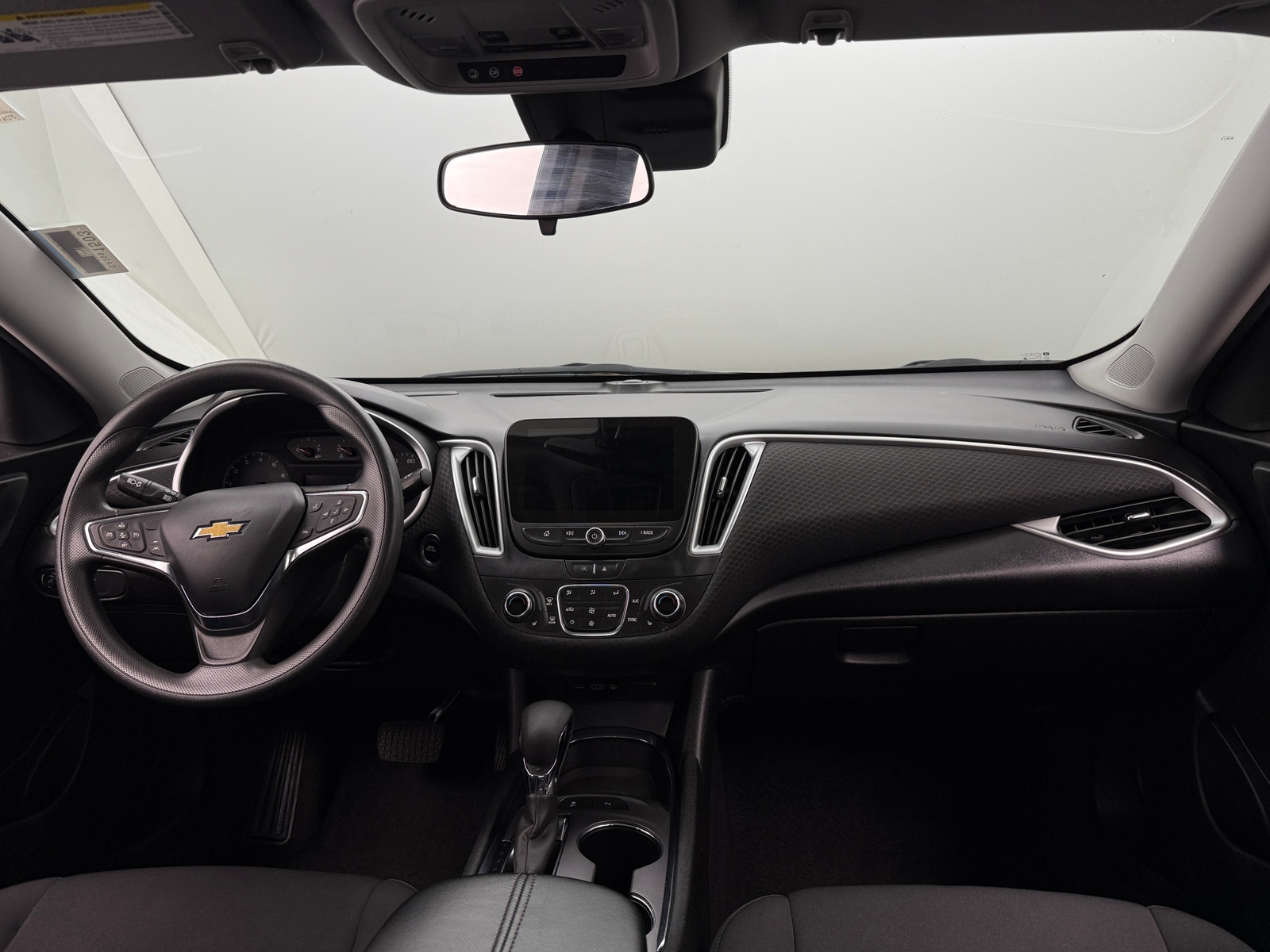 Thumbnail: 2024 Chevrolet Malibu - 3