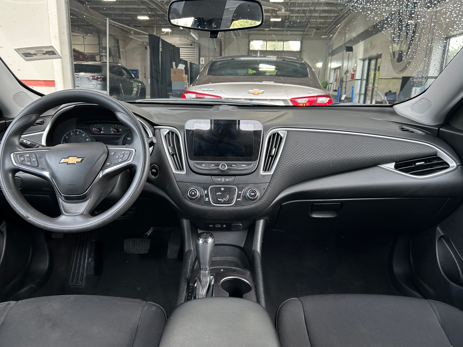 Thumbnail: 2020 Chevrolet Malibu - 3