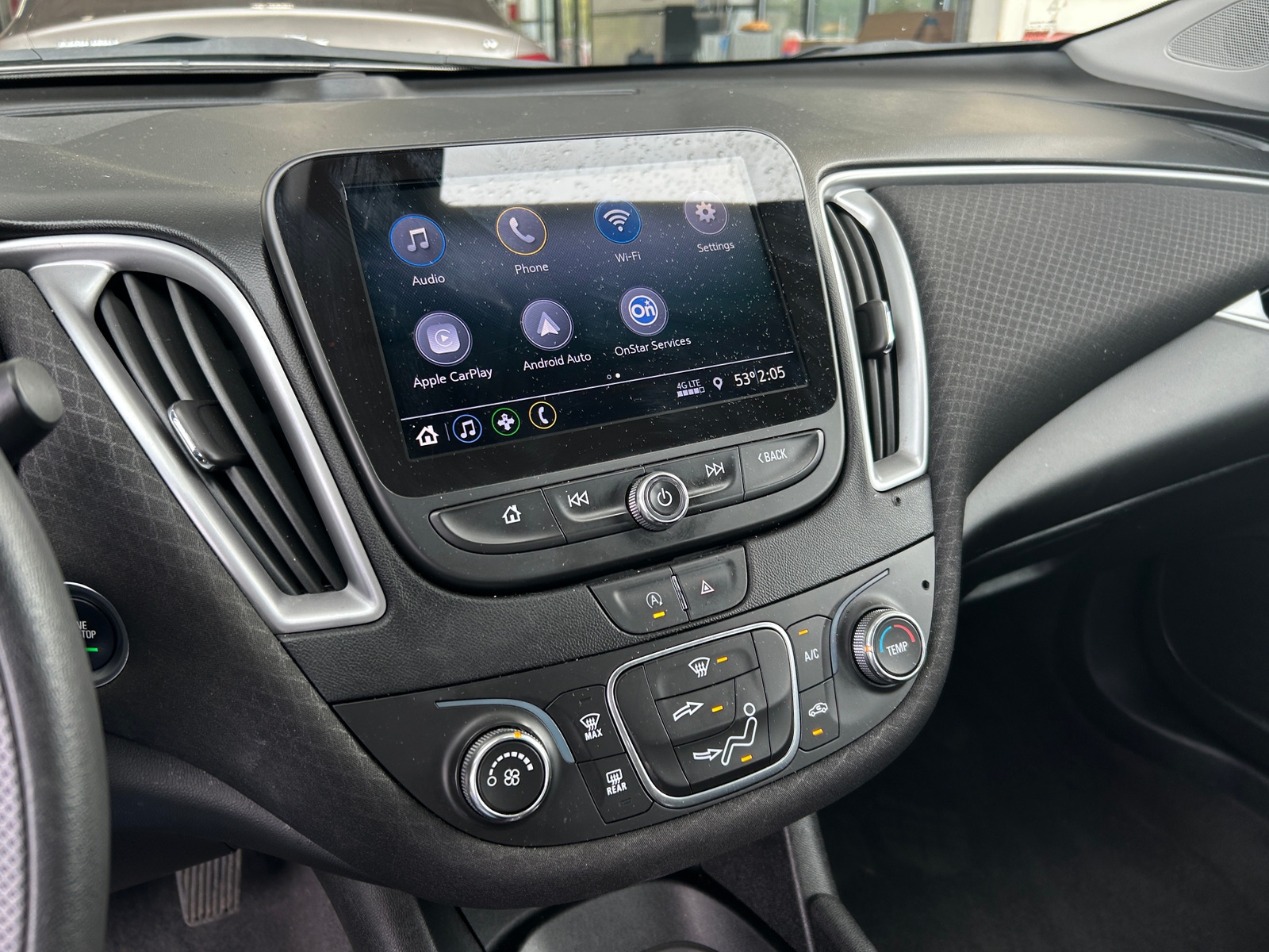 Thumbnail: 2020 Chevrolet Malibu - 4