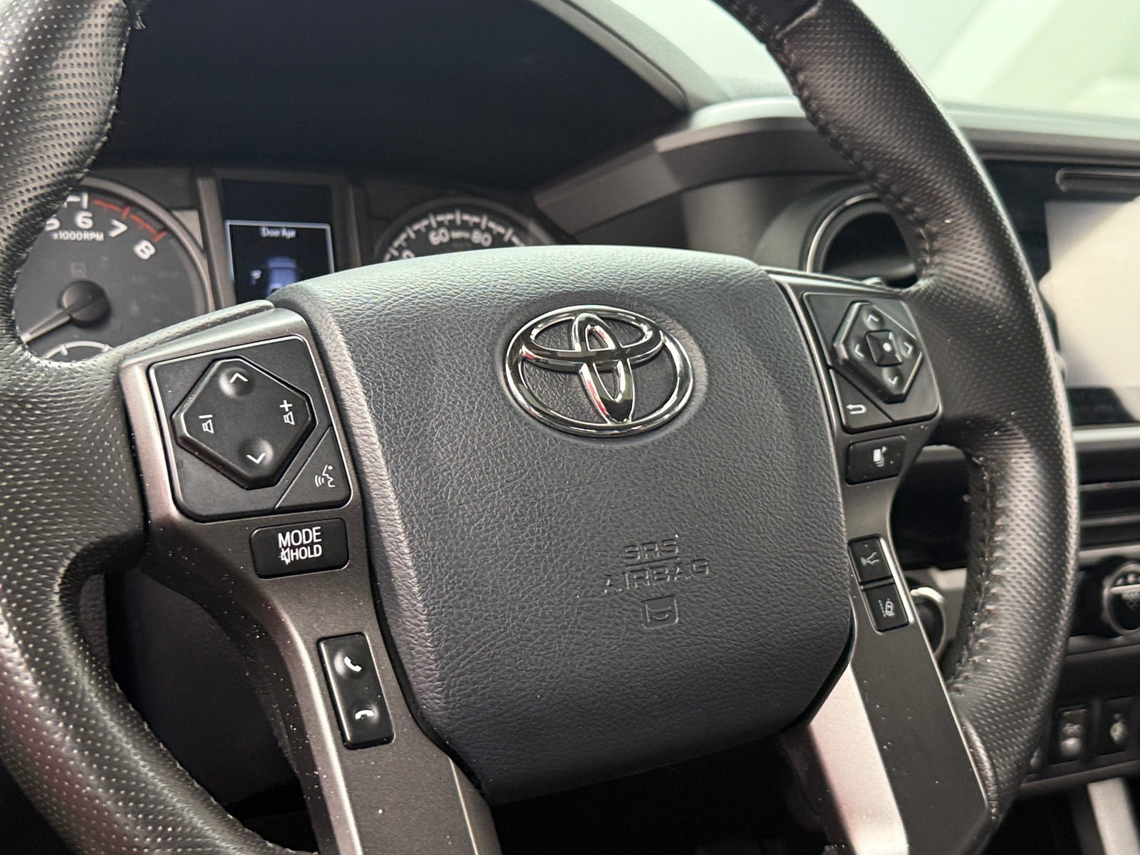 Thumbnail: 2018 Toyota Tacoma - 4
